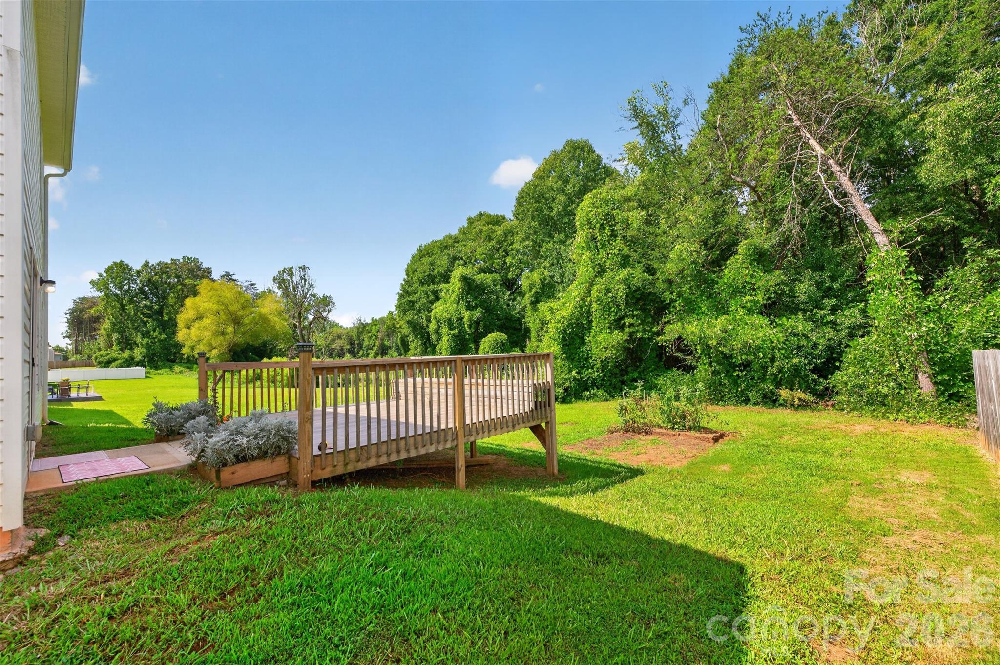 Single Family Residence at 1475 Cannan Mountain Drive, Newton, photo 11 of 47
