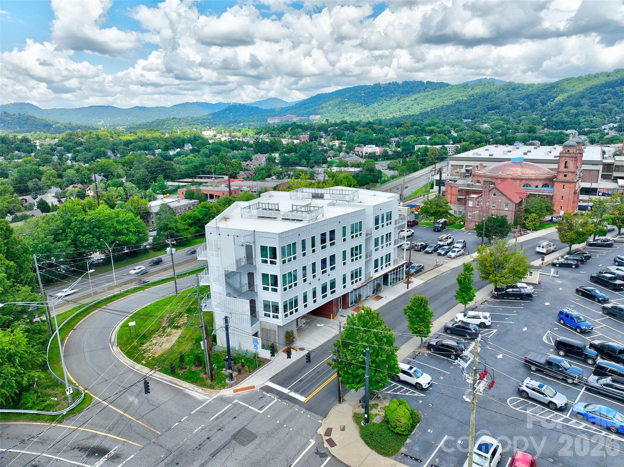 Condominium at 123 Haywood Street, Asheville, photo 24 of 31