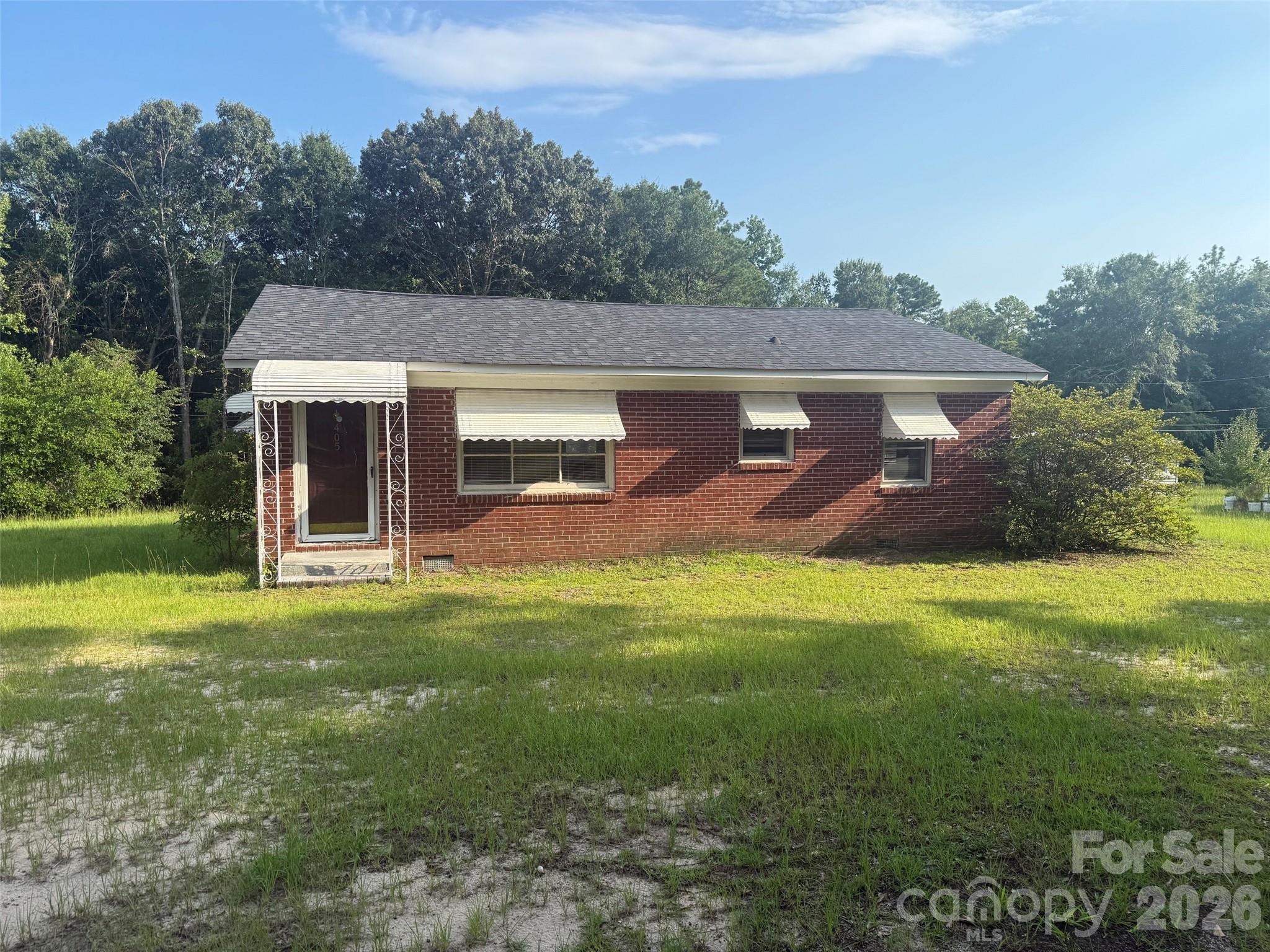 Single Family Residence at 405 Woodland Drive, Kershaw, photo 2 of 20