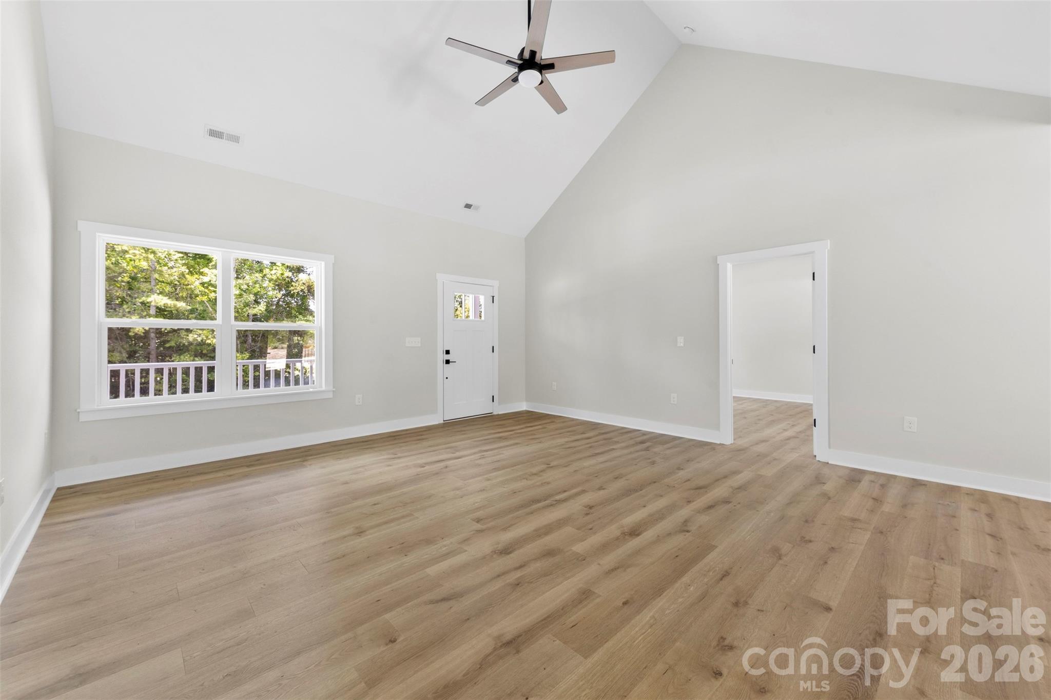 Single Family Residence at 105 Darvee Road, Blacksburg, photo 12 of 32