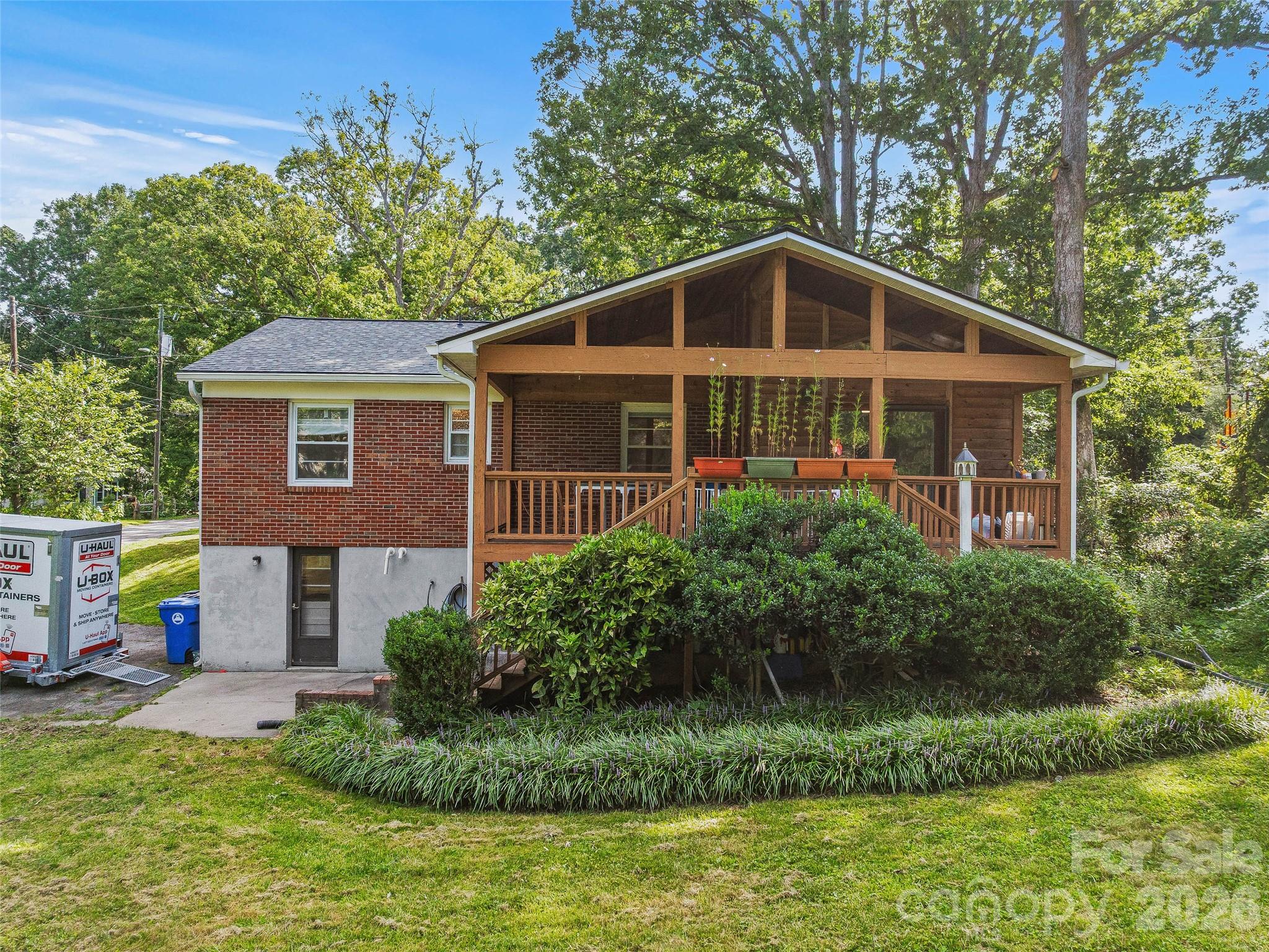 Single Family Residence at 15 Lynnstone Court, Asheville, photo 29 of 35