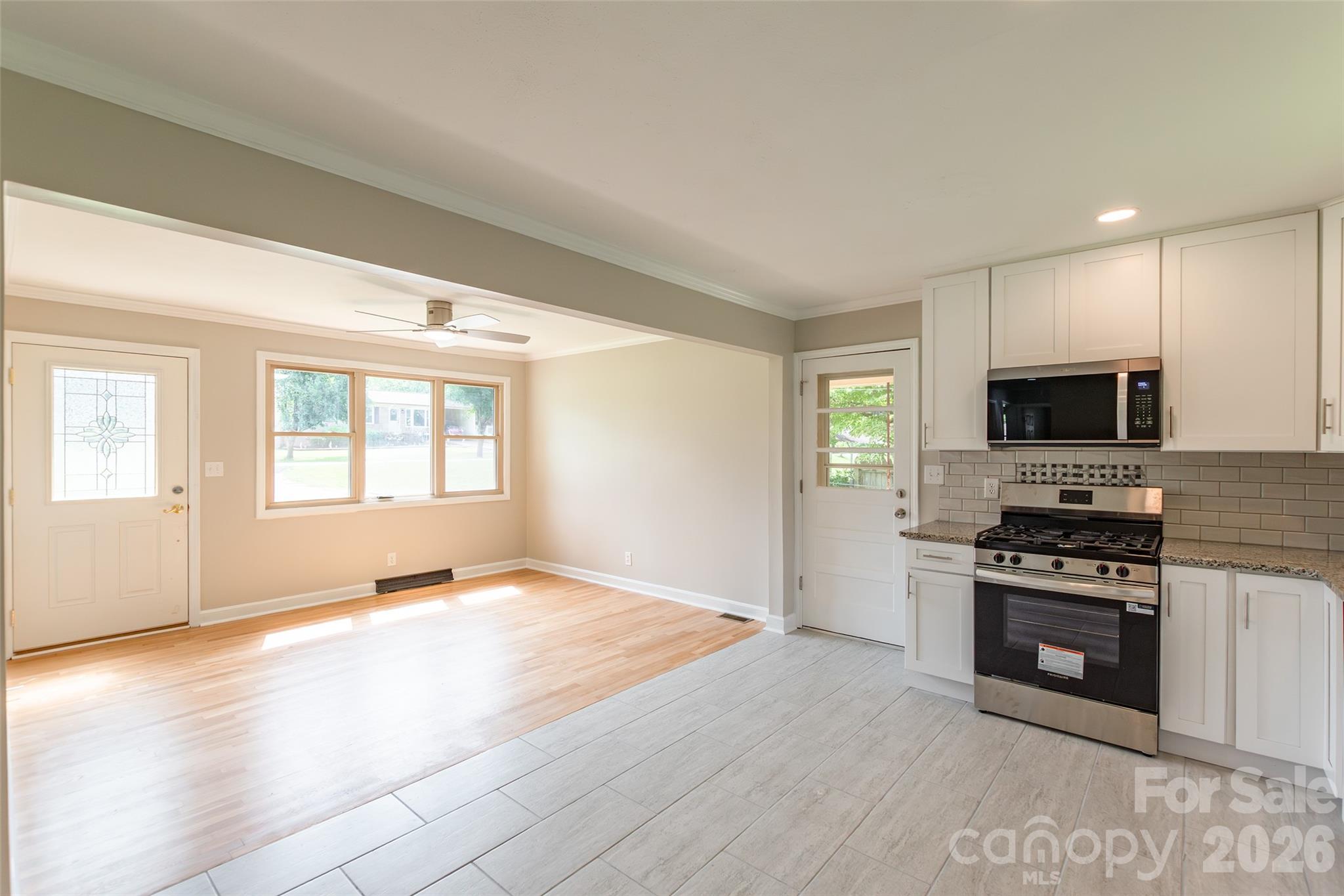 Single Family Residence at 4109 Little Mountain Road, Gastonia, photo 9 of 18