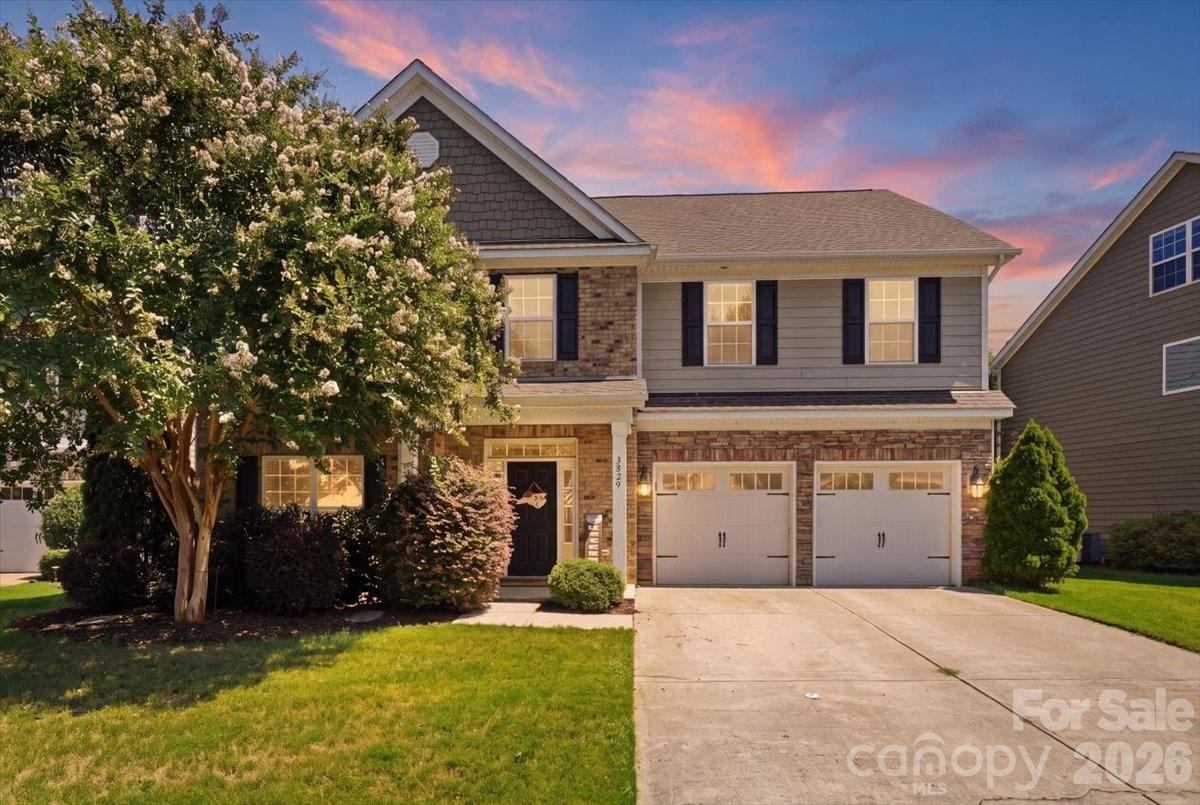 Twilight Front - 3829 Franklin Meadows Drive, Matthews