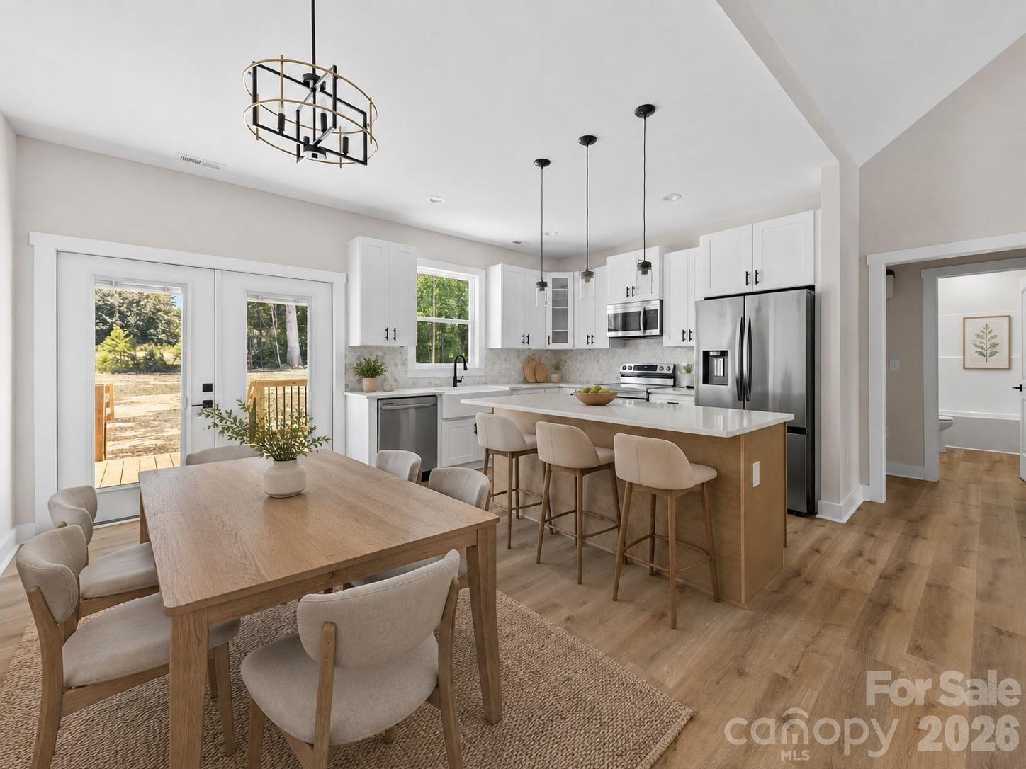 * Virtually staged * - 105 Darvee Road, Blacksburg