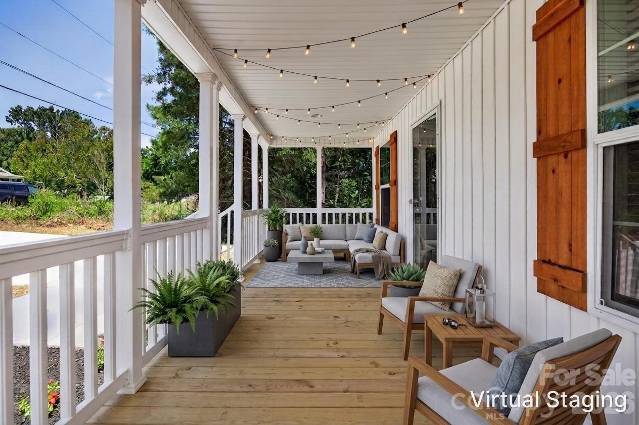 Virtually Staged - 1303 Elrado Street, Burlington