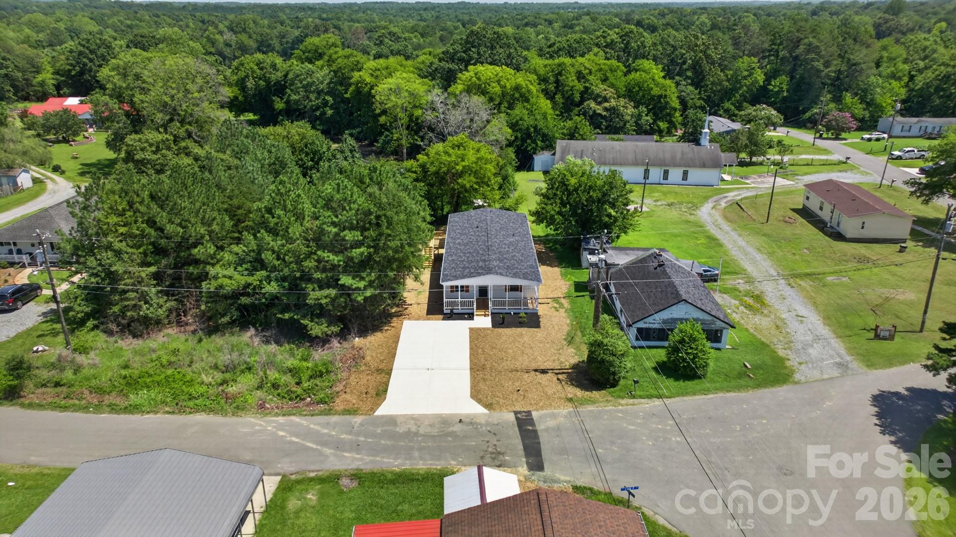 Single Family Residence at 1303 Elrado Street, Burlington, photo 36 of 38