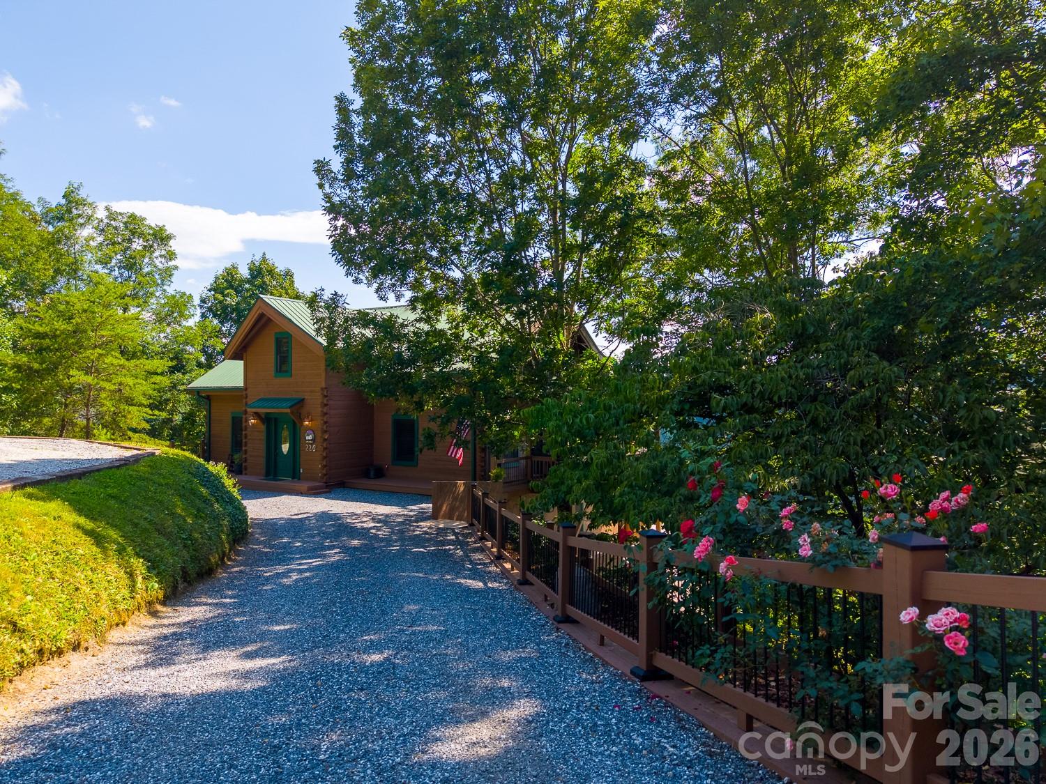 Single Family Residence at 220 Ridge Top Drive, Bryson City, photo 2 of 33