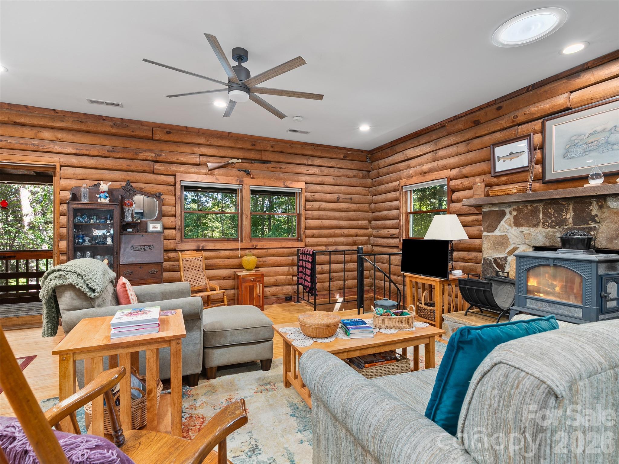 Single Family Residence at 185 Rainbow Lake Drive, Brevard, photo 6 of 35