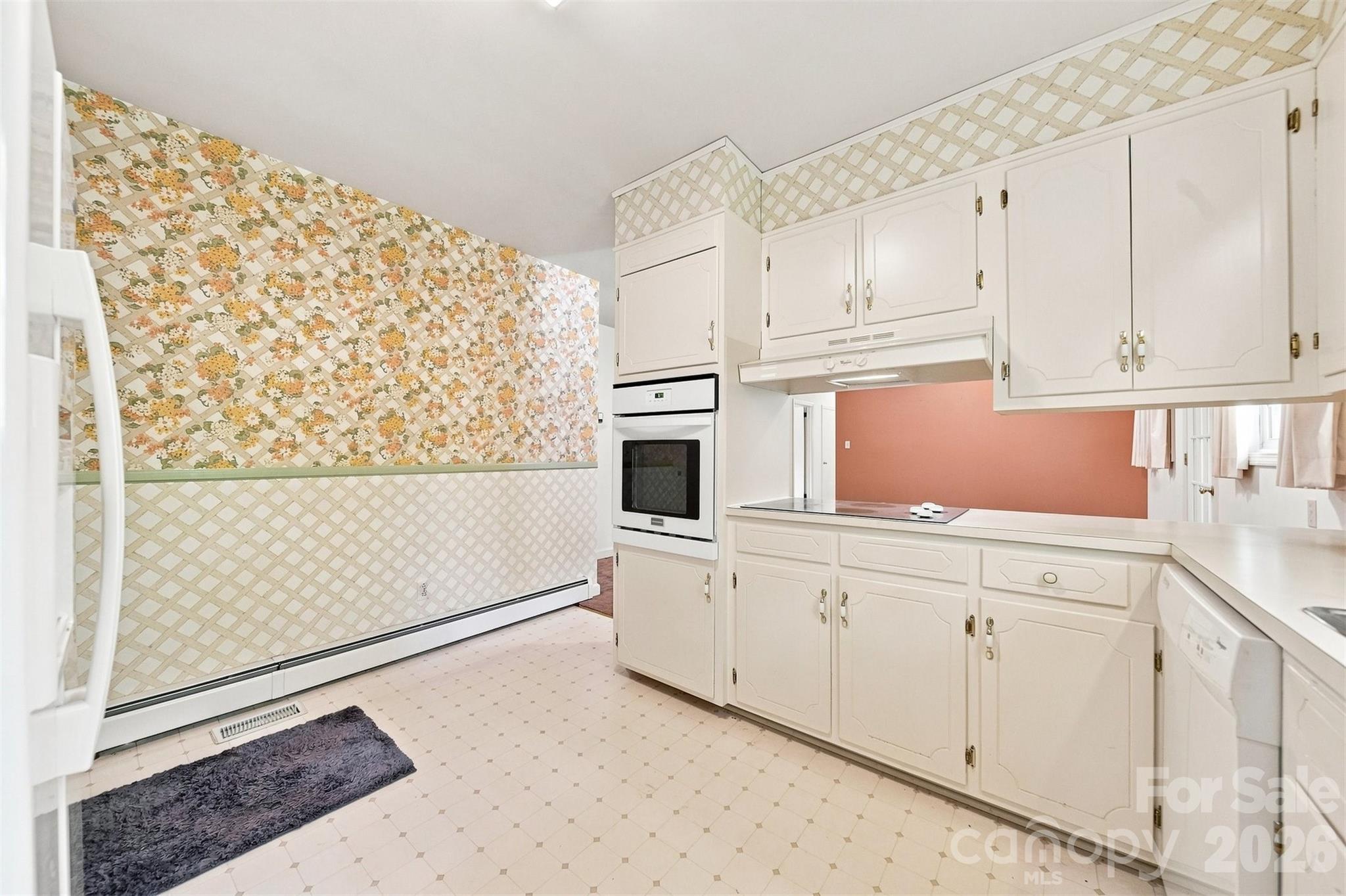 Single Family Residence at 434 Mountain View Drive, Morganton, photo 11 of 35