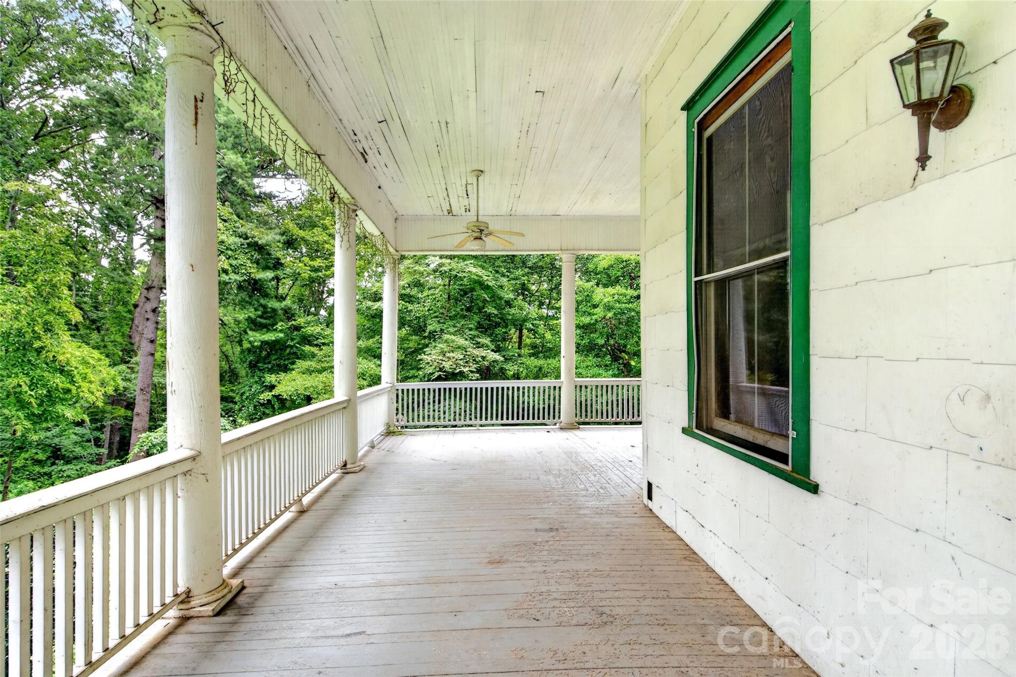 Single Family Residence at 22 Woodbend Lane, Black Mountain, photo 6 of 48