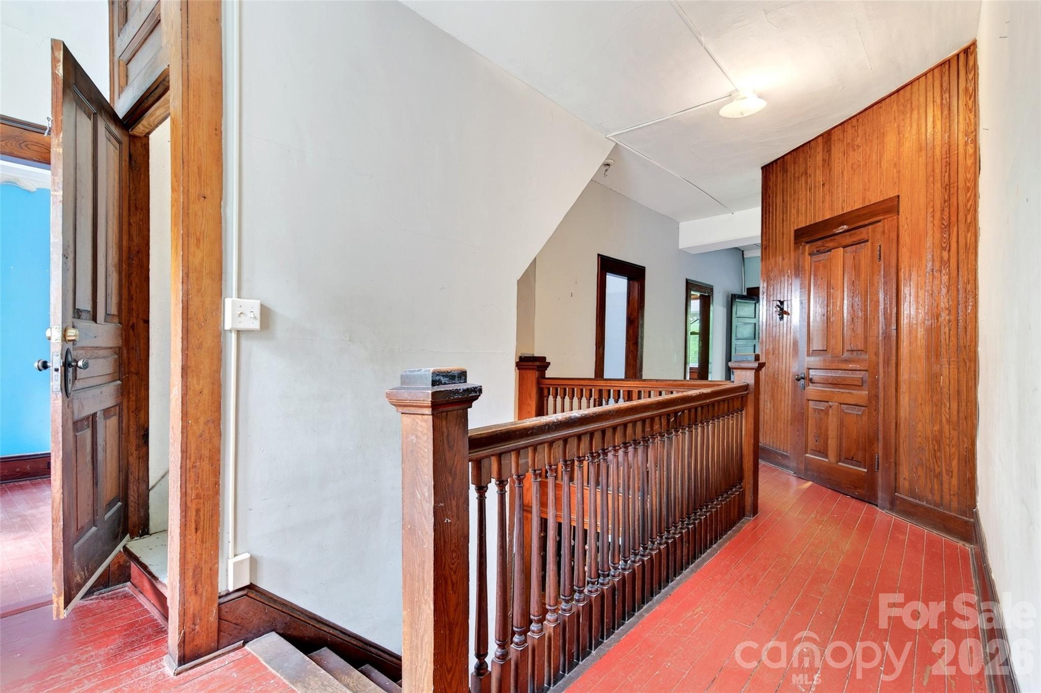 Single Family Residence at 22 Woodbend Lane, Black Mountain, photo 34 of 48