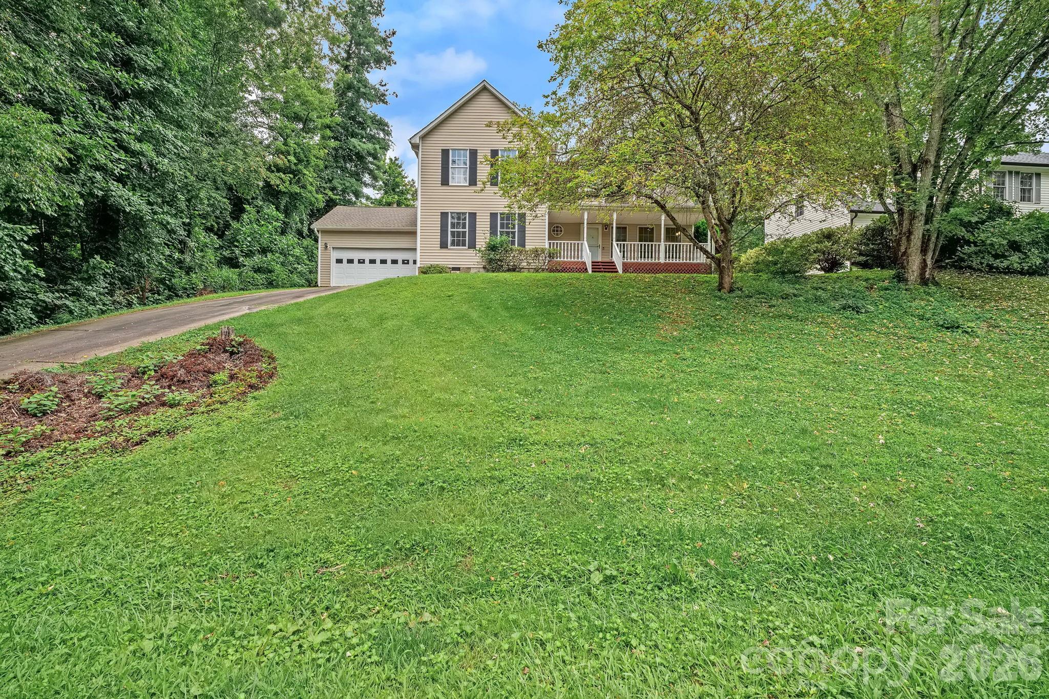 Single Family Residence at 30 Collenwood Road, Arden, photo 26 of 27
