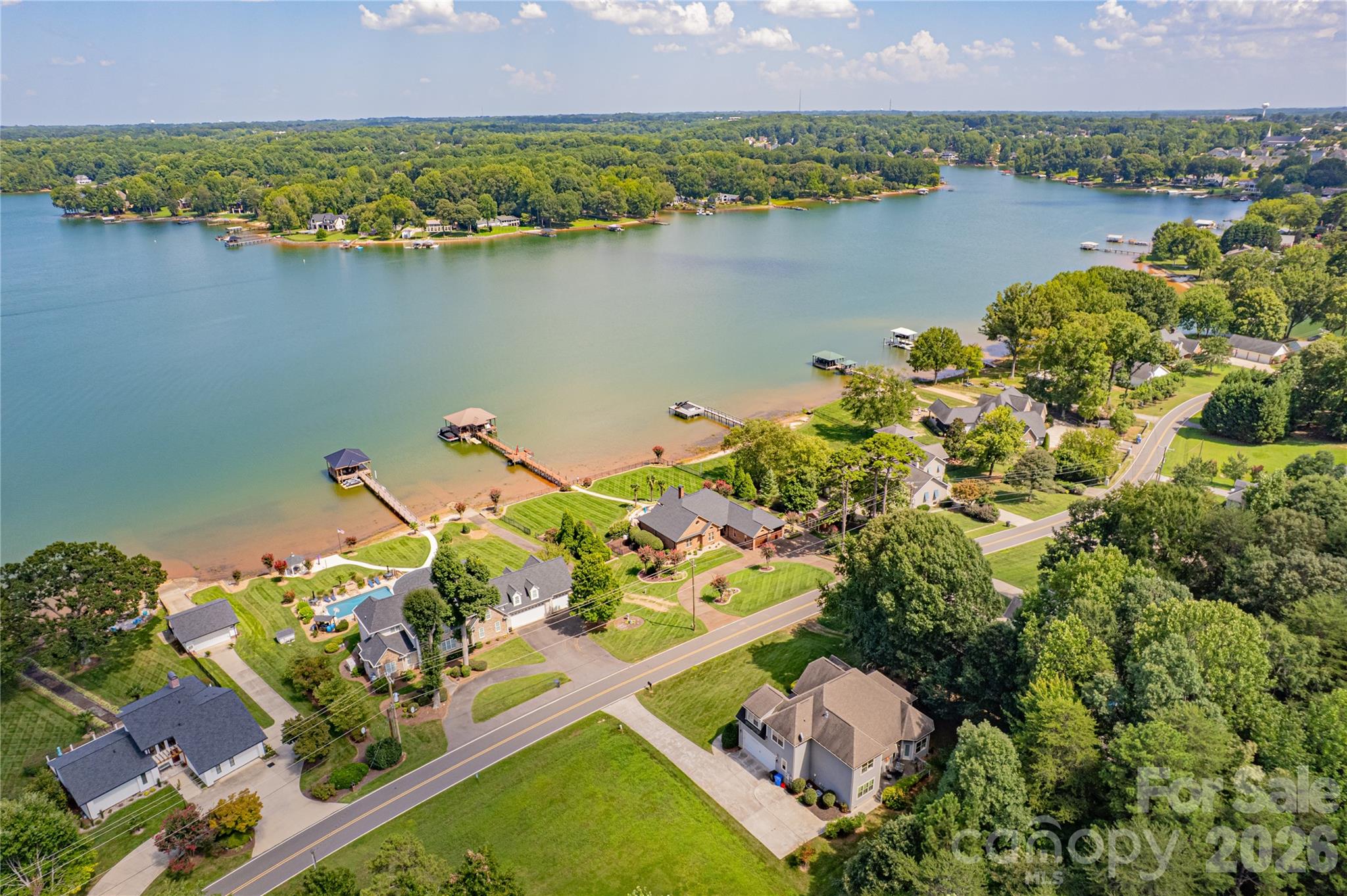 Single Family Residence at 188 Wilson Lake Road, Mooresville, photo 4 of 43