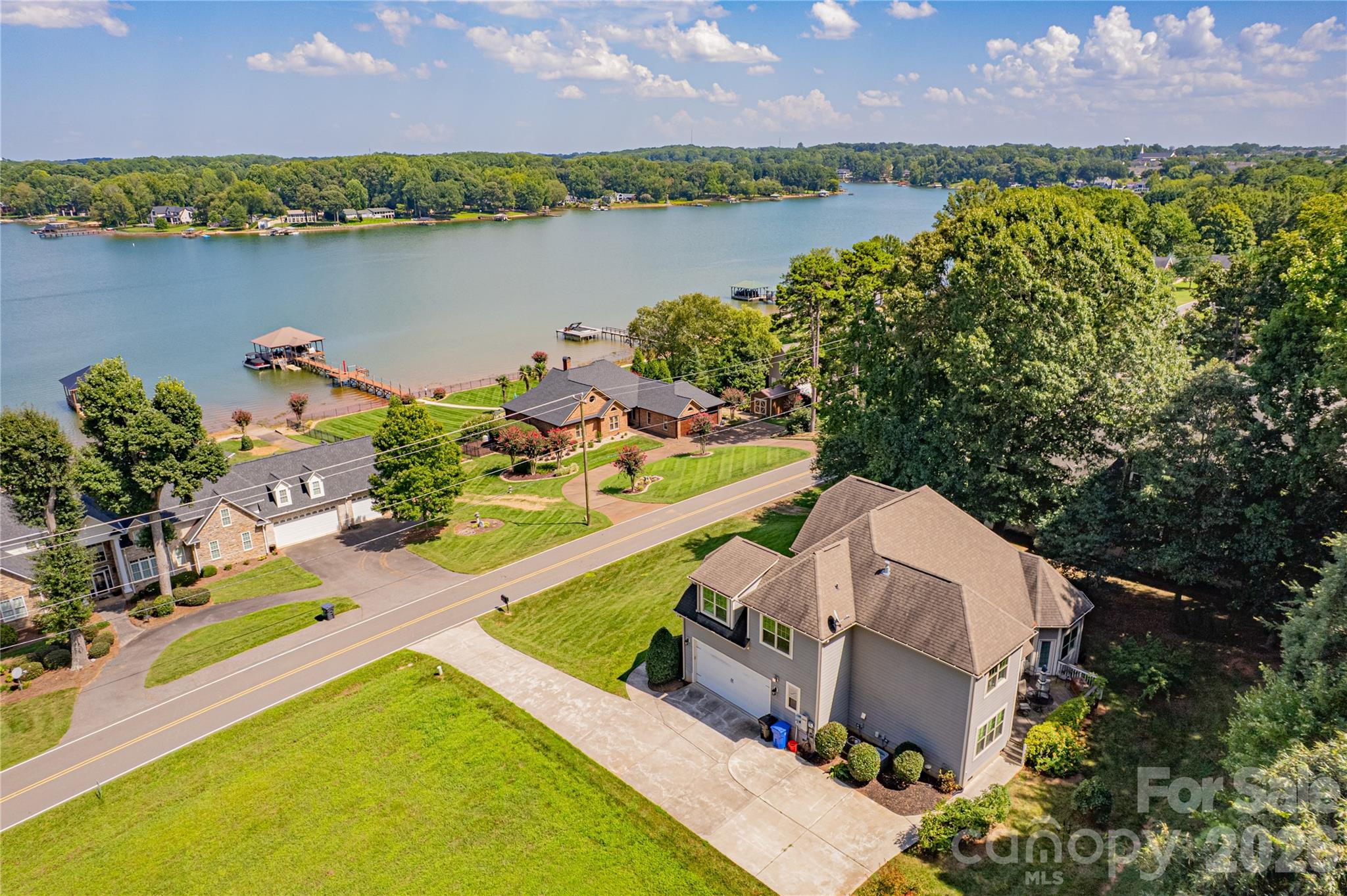 Single Family Residence at 188 Wilson Lake Road, Mooresville, photo 6 of 43