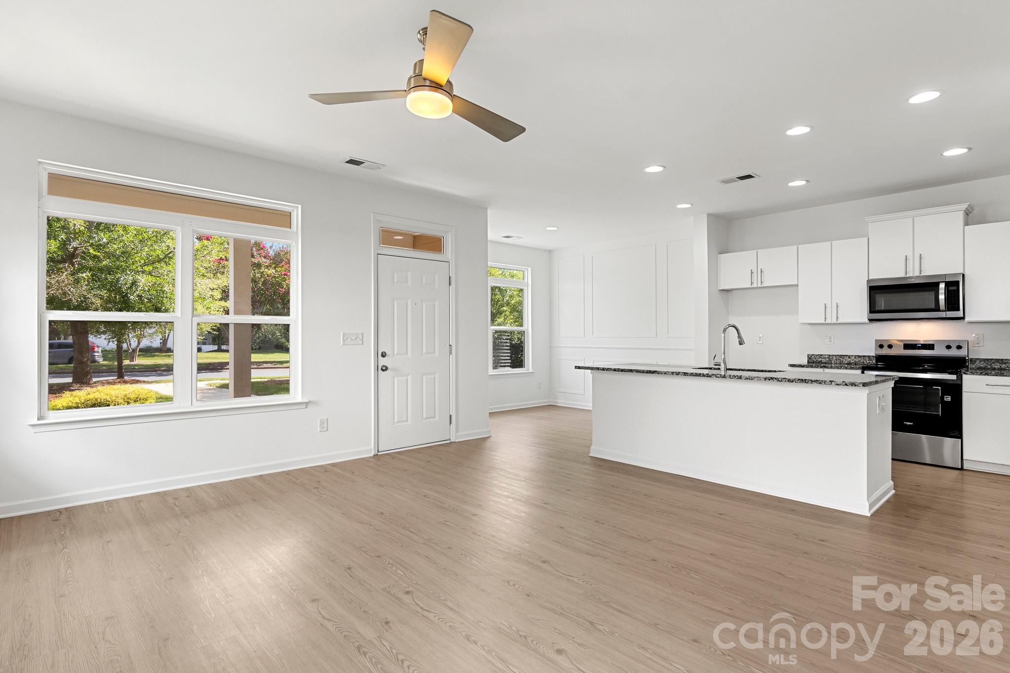 Townhouse at 214 Overstone Court, Fort Mill, photo 3 of 36