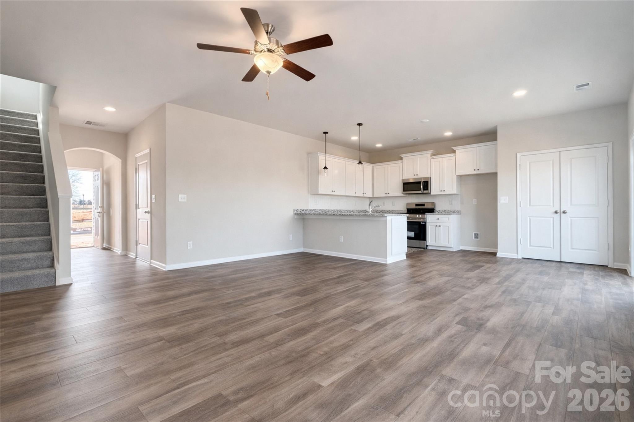 Single Family Residence at 125 Pinnacle Crossing, Shelby, photo 4 of 22