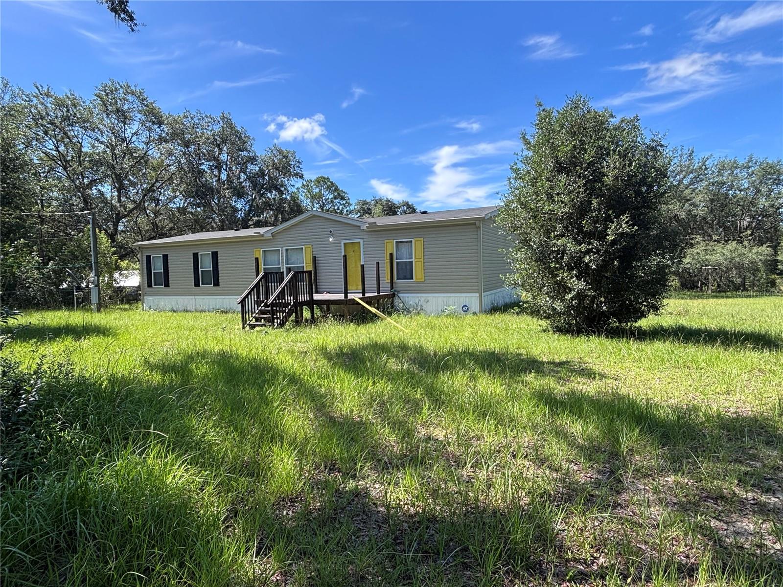 133 OAK CIR
