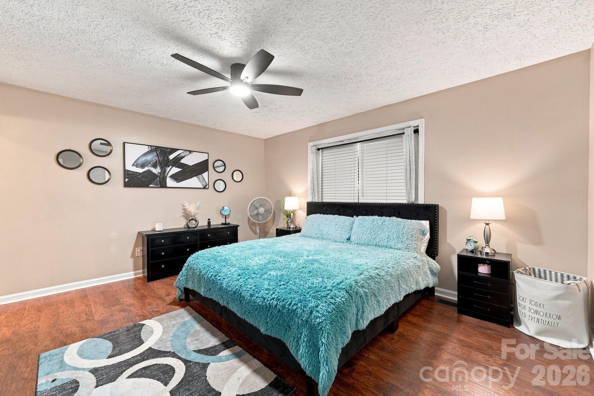 Single Family Residence at 132 Kendra Drive, Mooresville, photo 11 of 34
