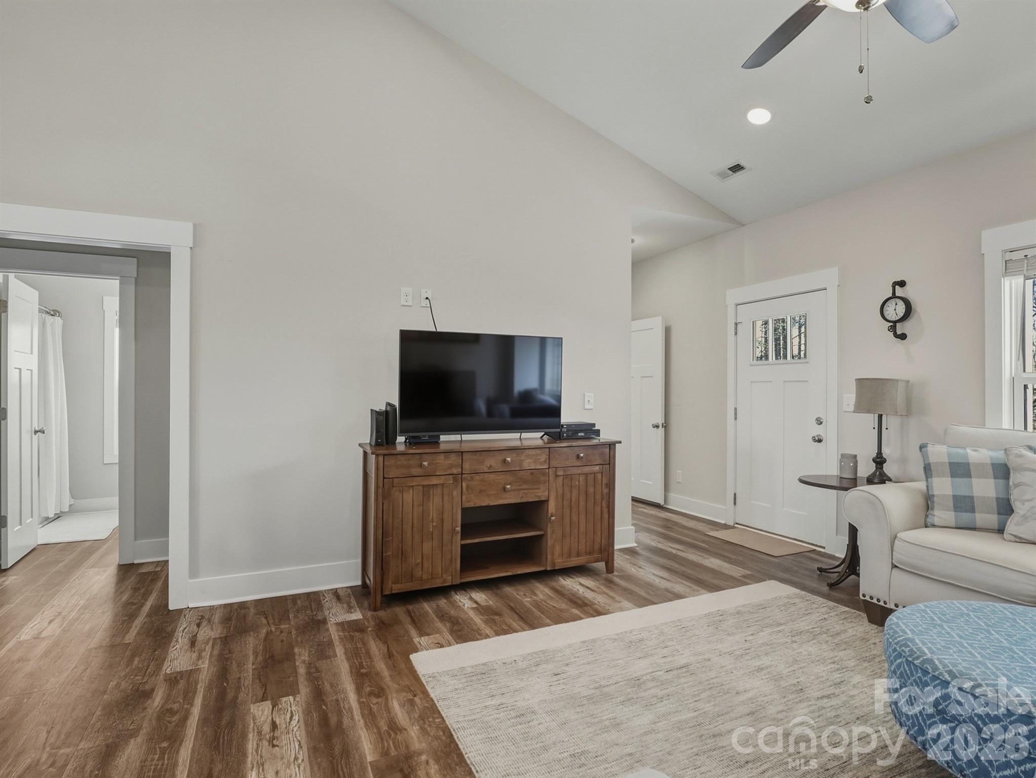 Single Family Residence at 9464 Riviera Drive, Sherrills Ford, photo 11 of 37