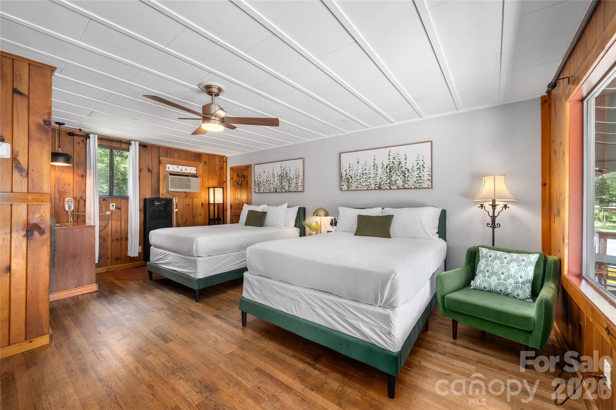 Unit 15 - 1510 Greenville Highway, Hendersonville