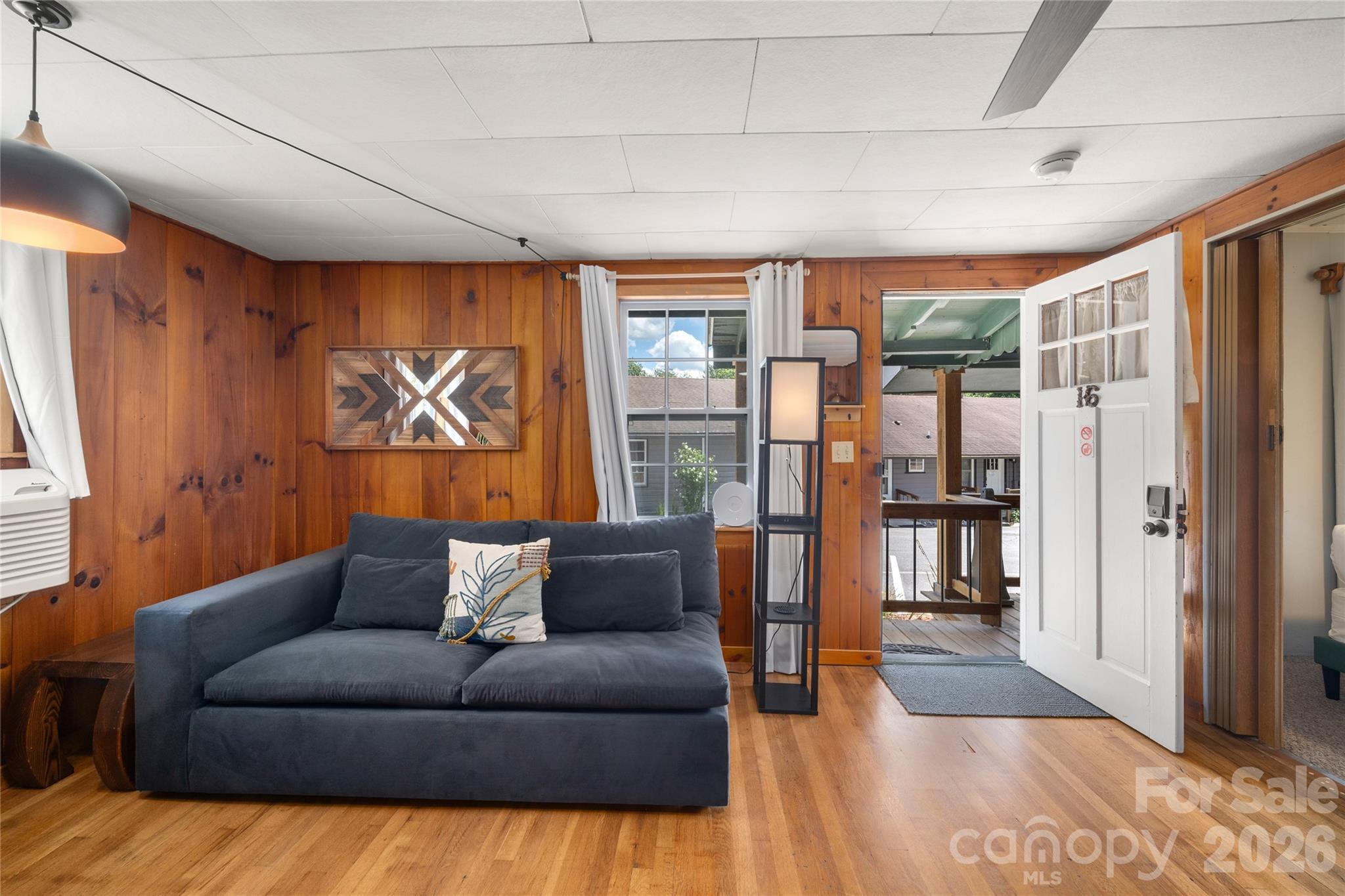 Unit 16 - 1510 Greenville Highway, Hendersonville