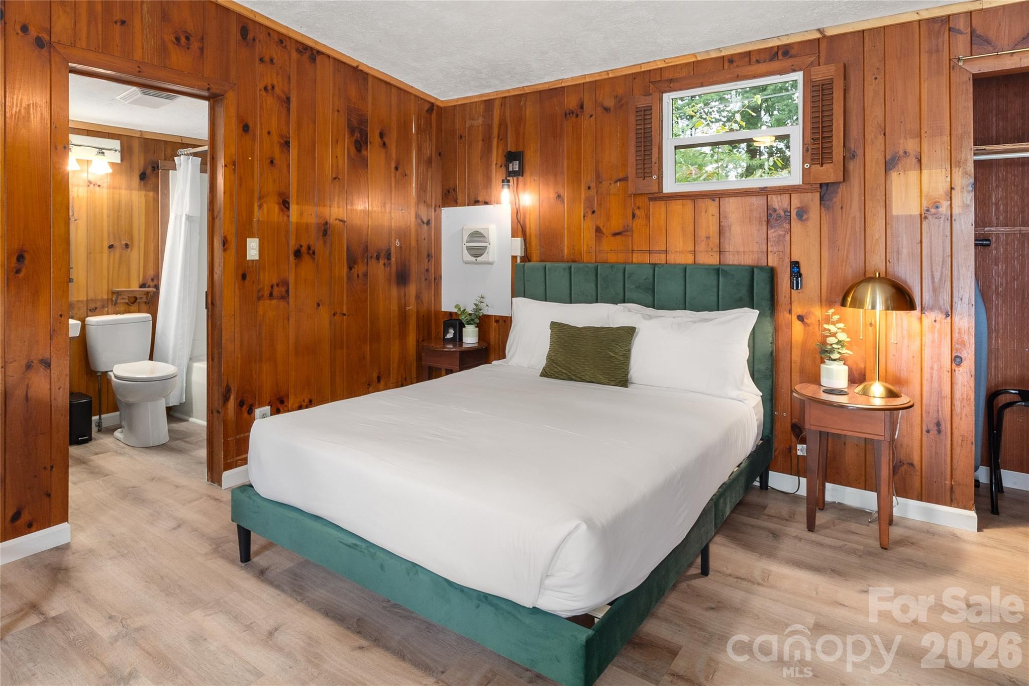 Unit 26 - 1510 Greenville Highway, Hendersonville