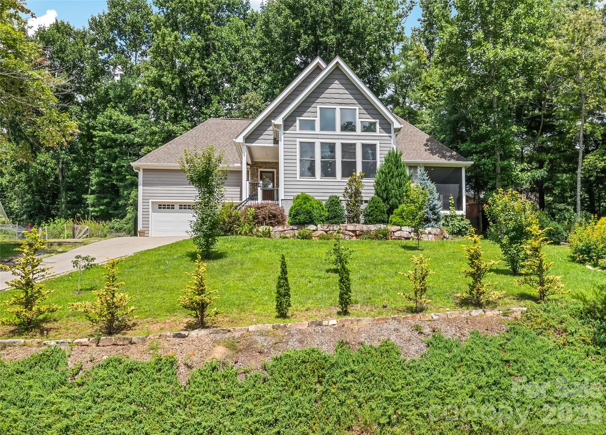 Single Family Residence at 18 Forget Me Not Meadows, Fairview, photo 3 of 41