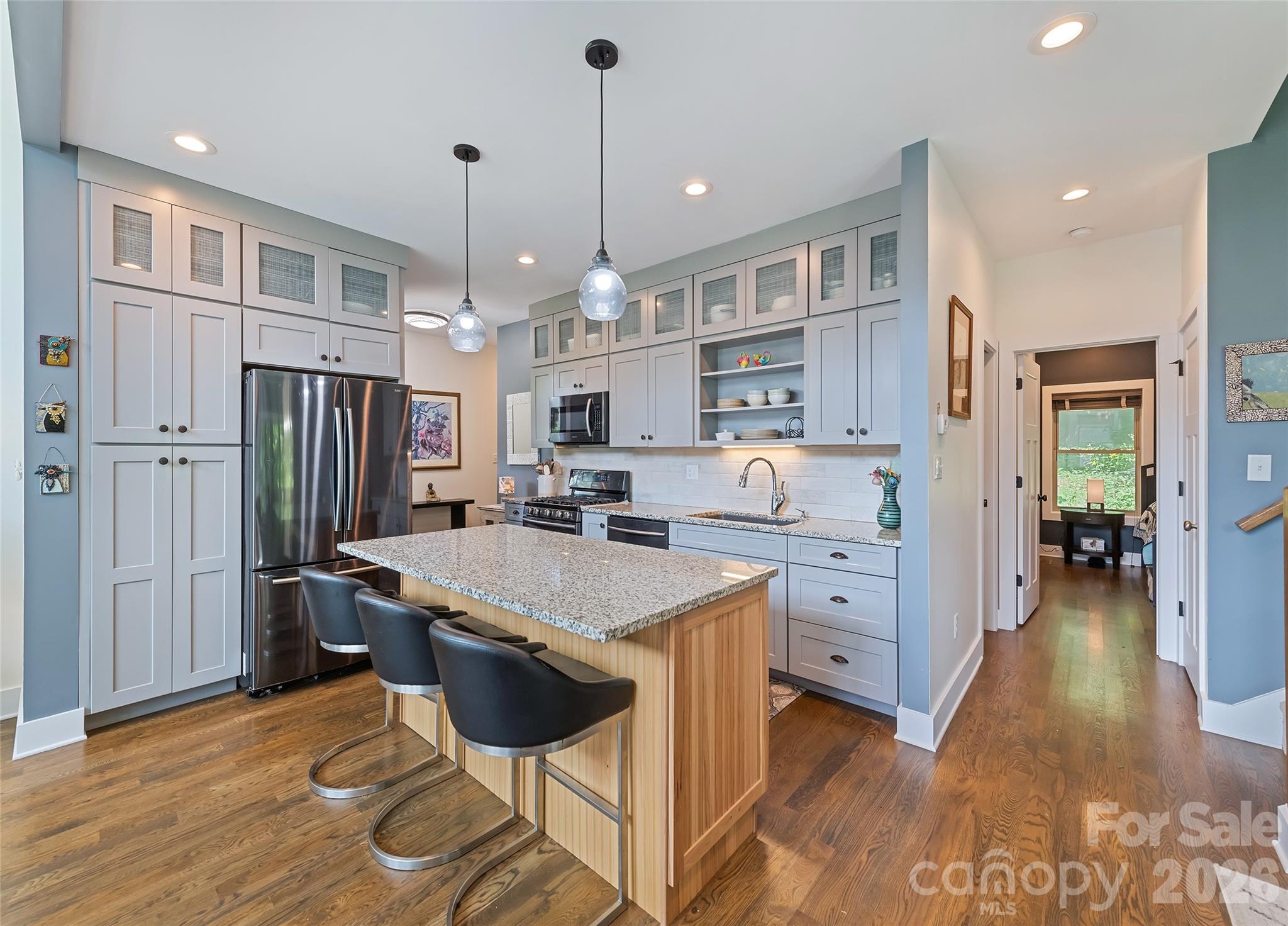 Single Family Residence at 18 Forget Me Not Meadows, Fairview, photo 15 of 41