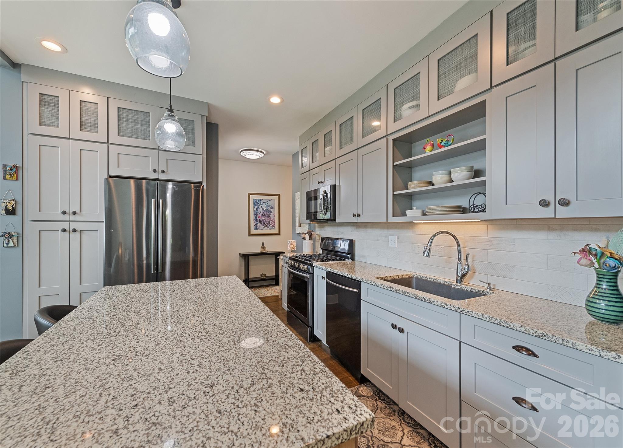 Single Family Residence at 18 Forget Me Not Meadows, Fairview, photo 16 of 41