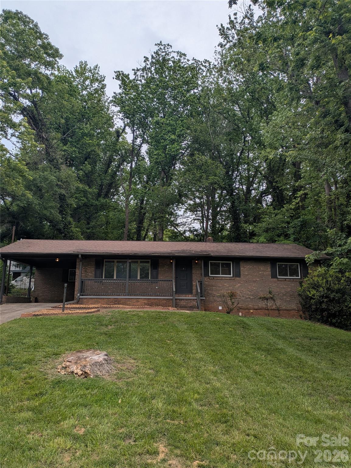 Single Family Residence at 1002 Hemlock Drive, Shelby, photo 3 of 42