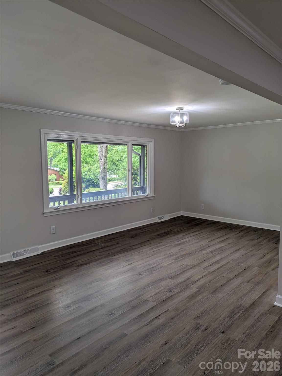 Single Family Residence at 1002 Hemlock Drive, Shelby, photo 9 of 42