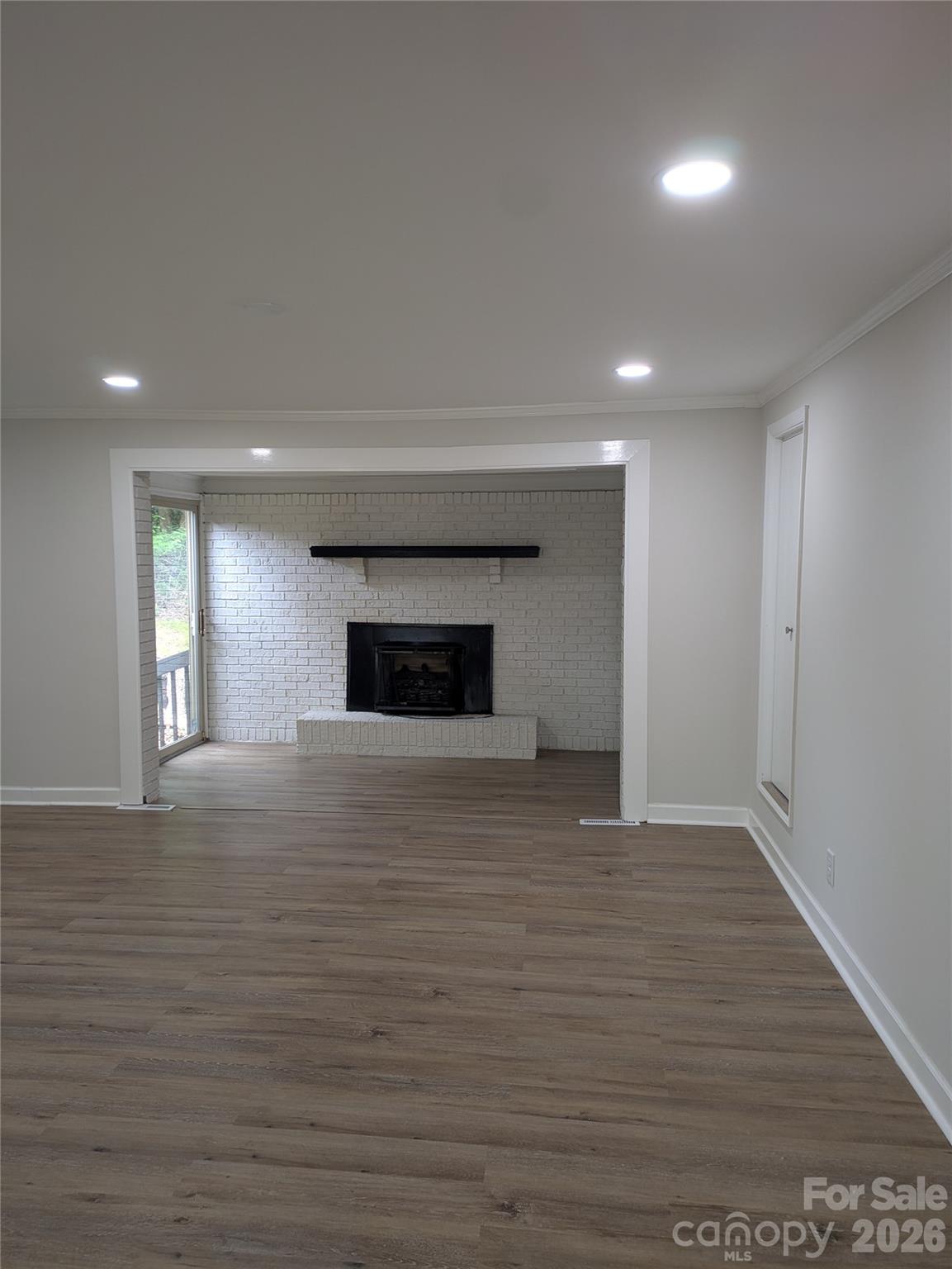 Single Family Residence at 1002 Hemlock Drive, Shelby, photo 11 of 42