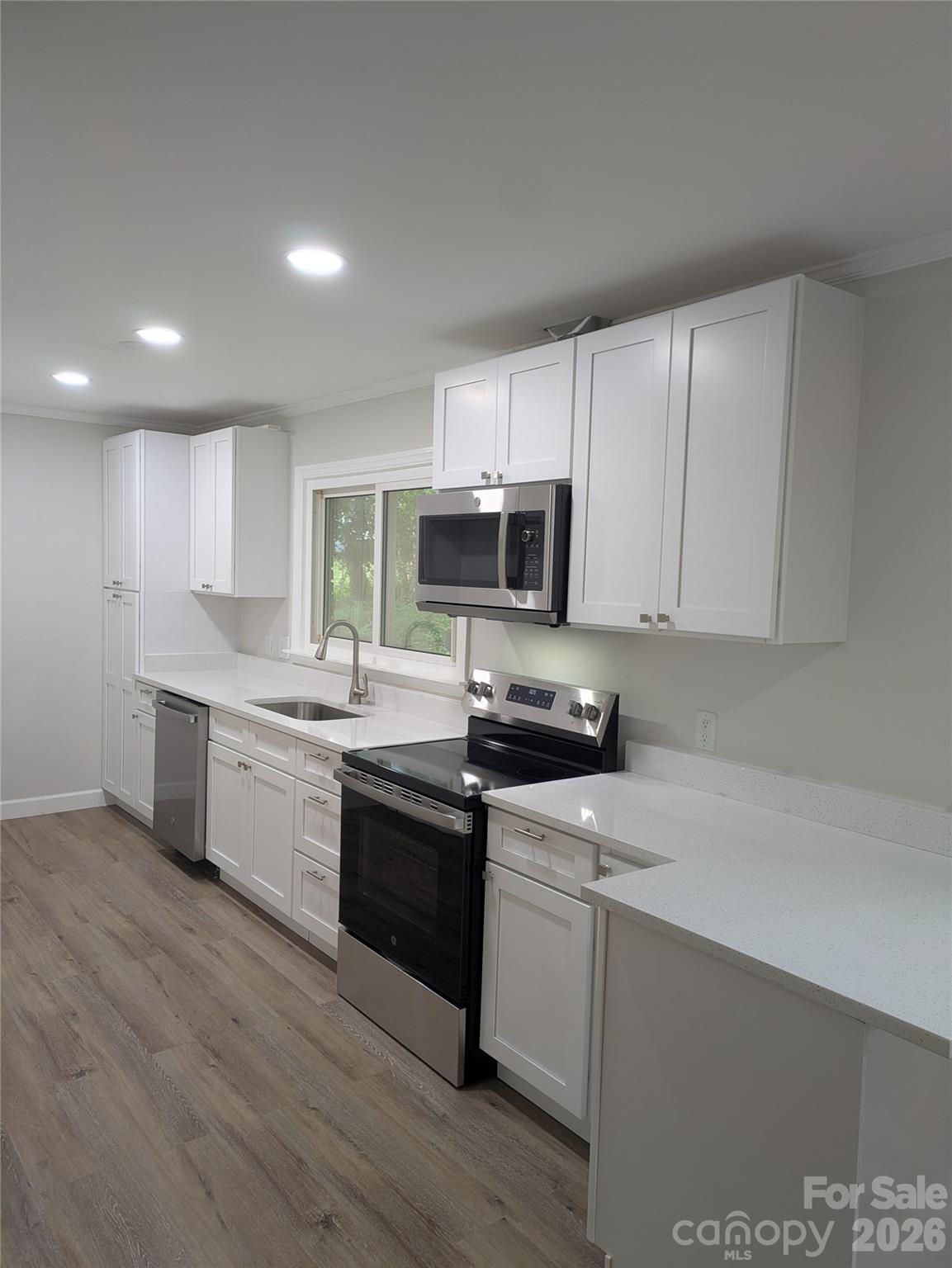 Single Family Residence at 1002 Hemlock Drive, Shelby, photo 17 of 42