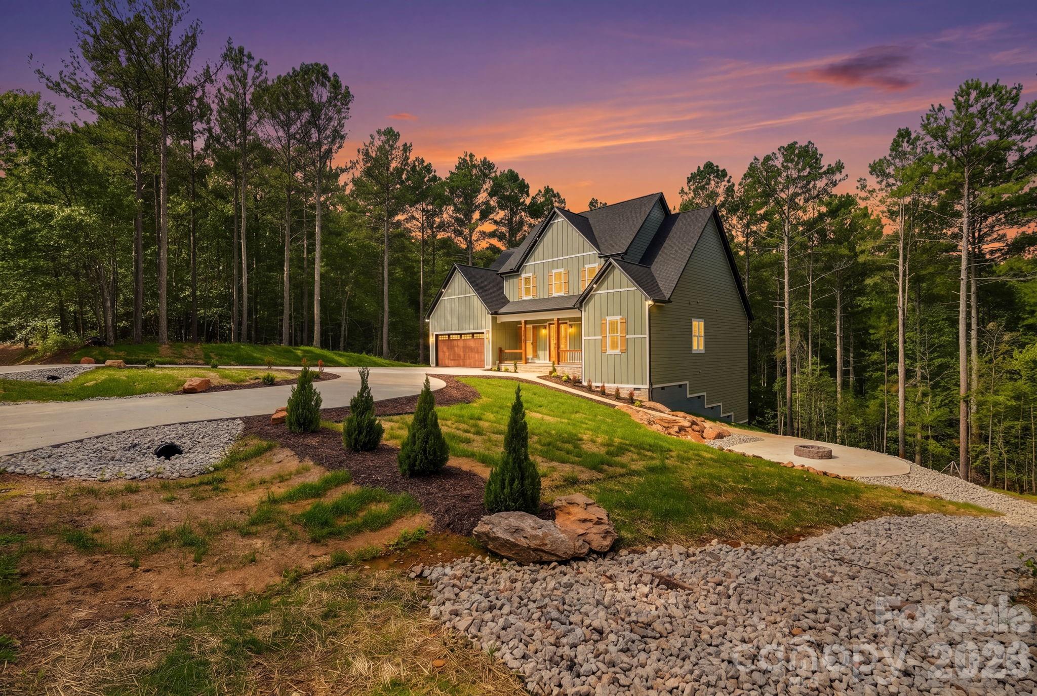 2189 Lighthouse Lane