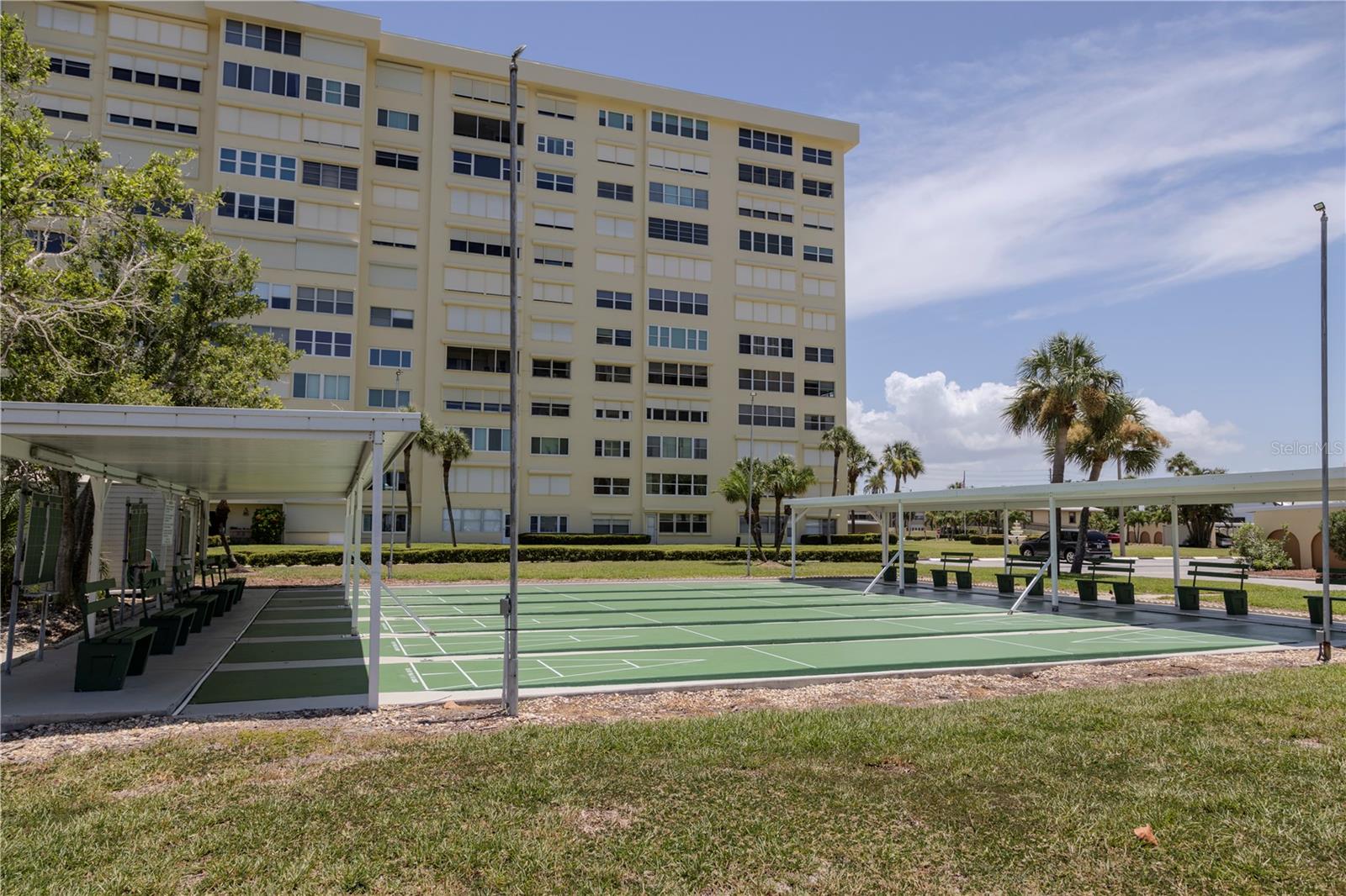 Condominium at 4525 COVE CIR #1107, ST PETERSBURG, photo 11 of 36