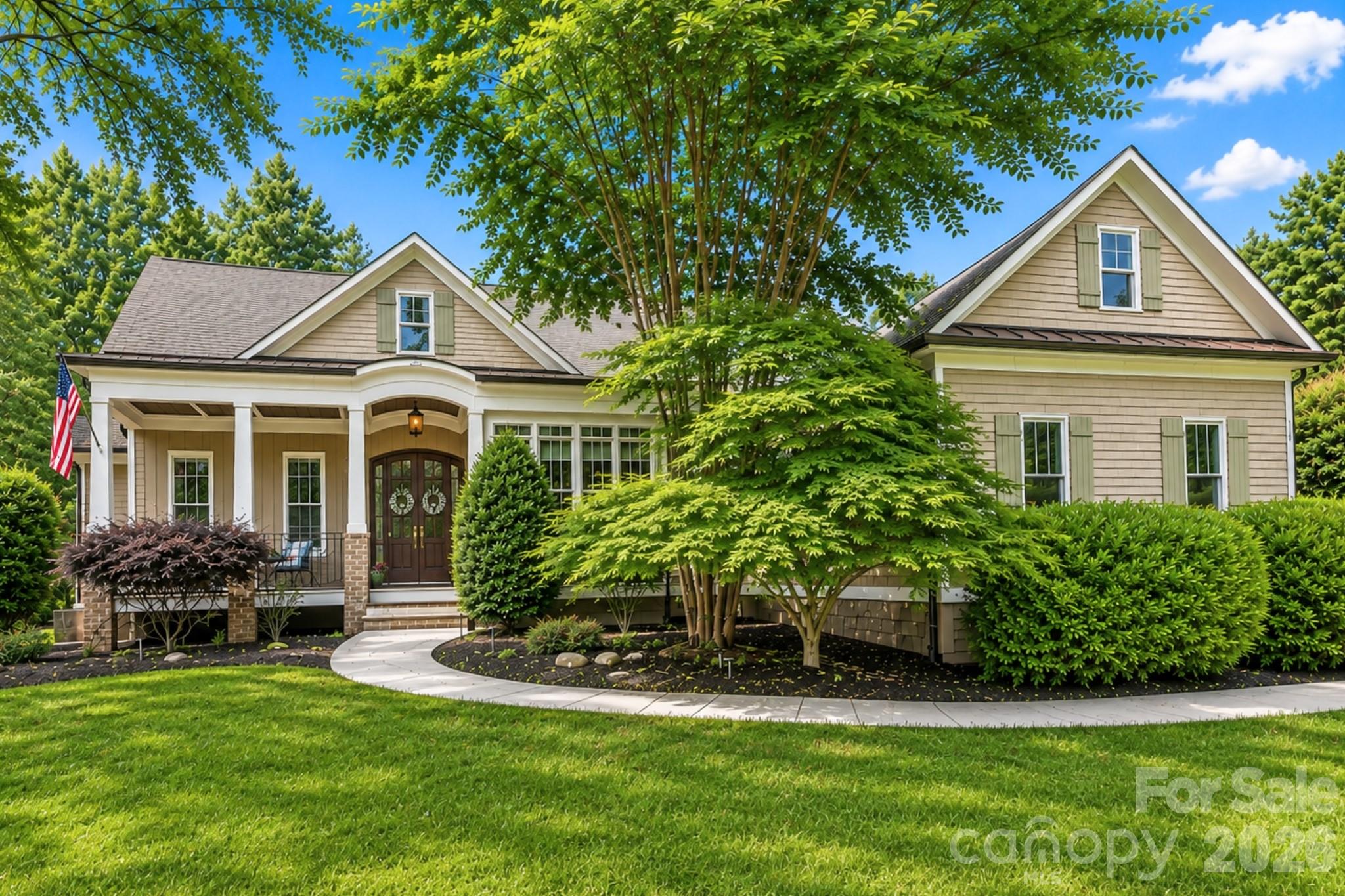 Single Family Residence at 120 Silver Lake Trail, Mooresville