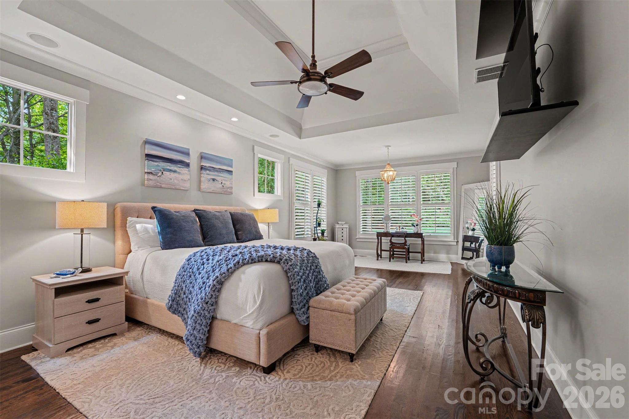 Single Family Residence at 120 Silver Lake Trail, Mooresville, photo 8 of 37