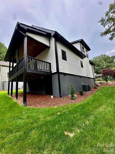 Single Family Residence at 310 Ninth Street, Black Mountain, photo 35 of 37
