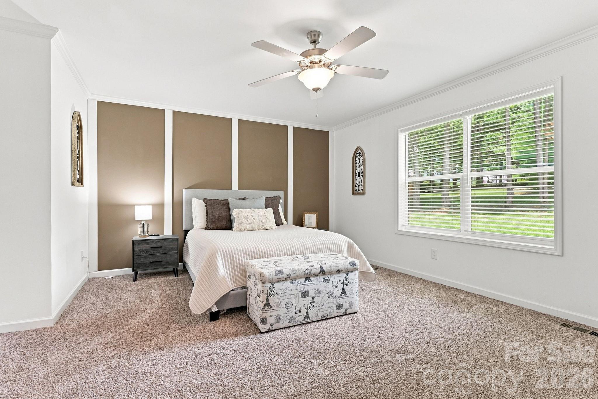 Single Family Residence at 312 Sailwinds Road, Mooresville, photo 14 of 35