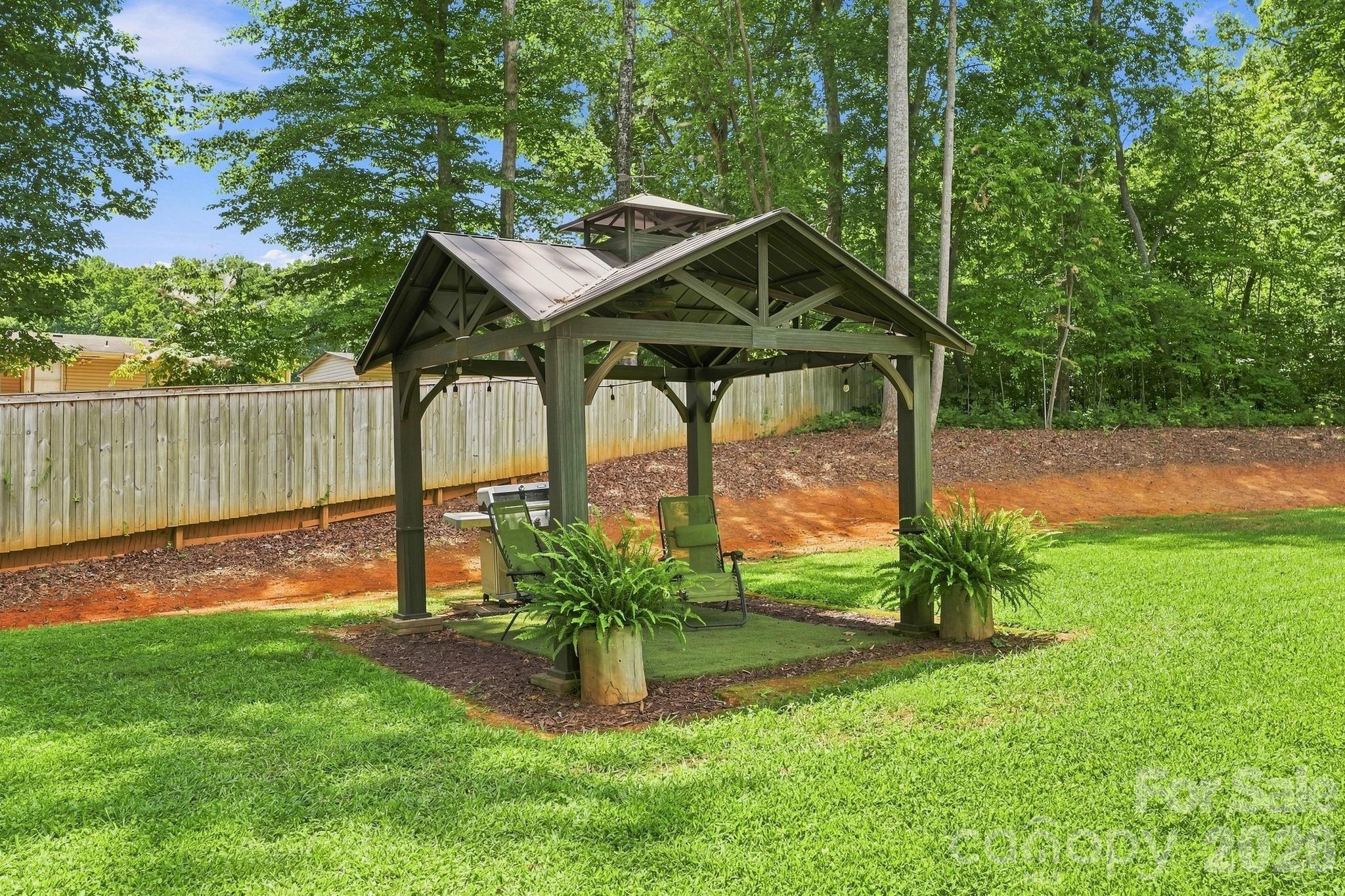Single Family Residence at 312 Sailwinds Road, Mooresville, photo 27 of 35