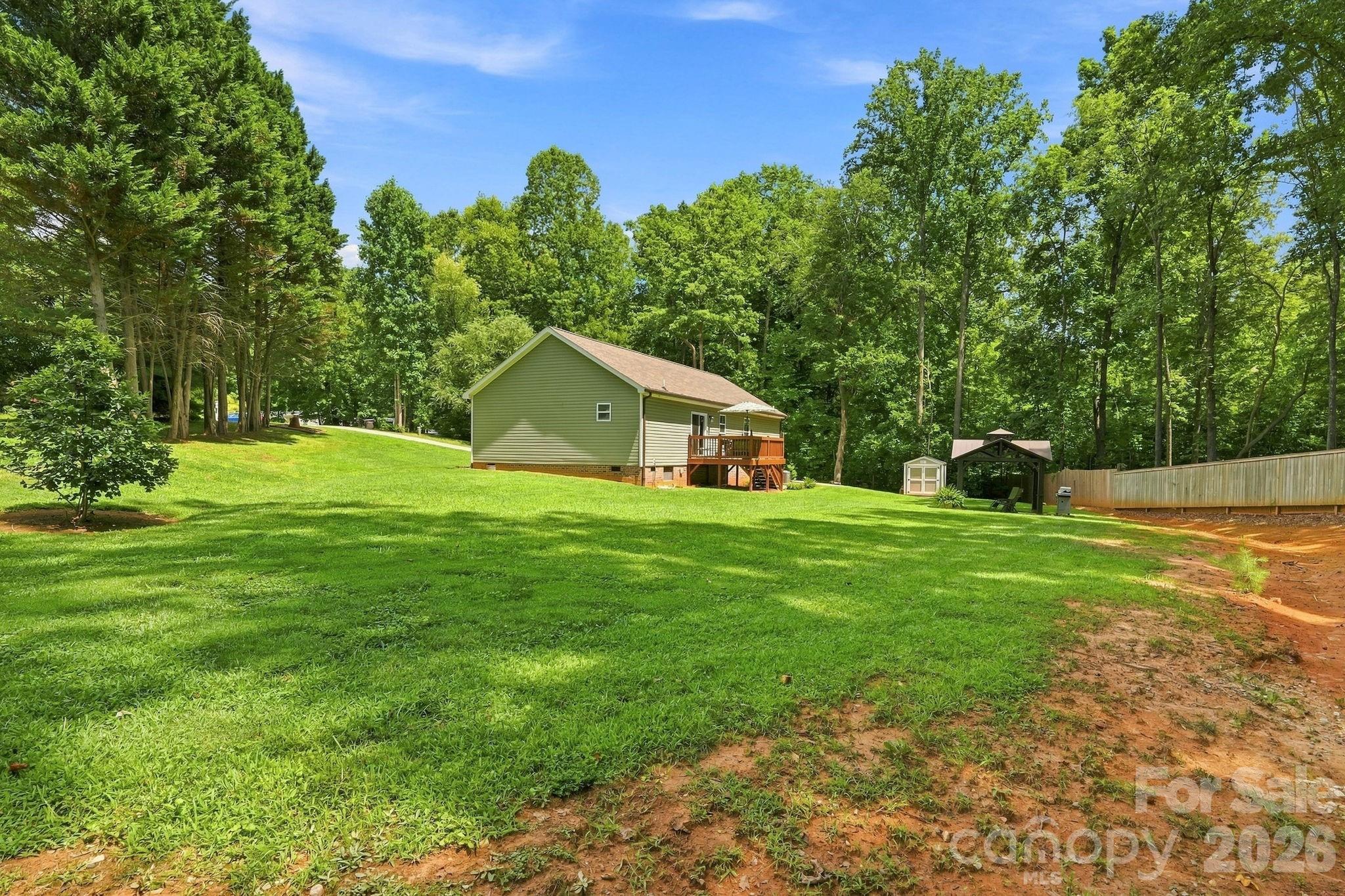 Single Family Residence at 312 Sailwinds Road, Mooresville, photo 33 of 35