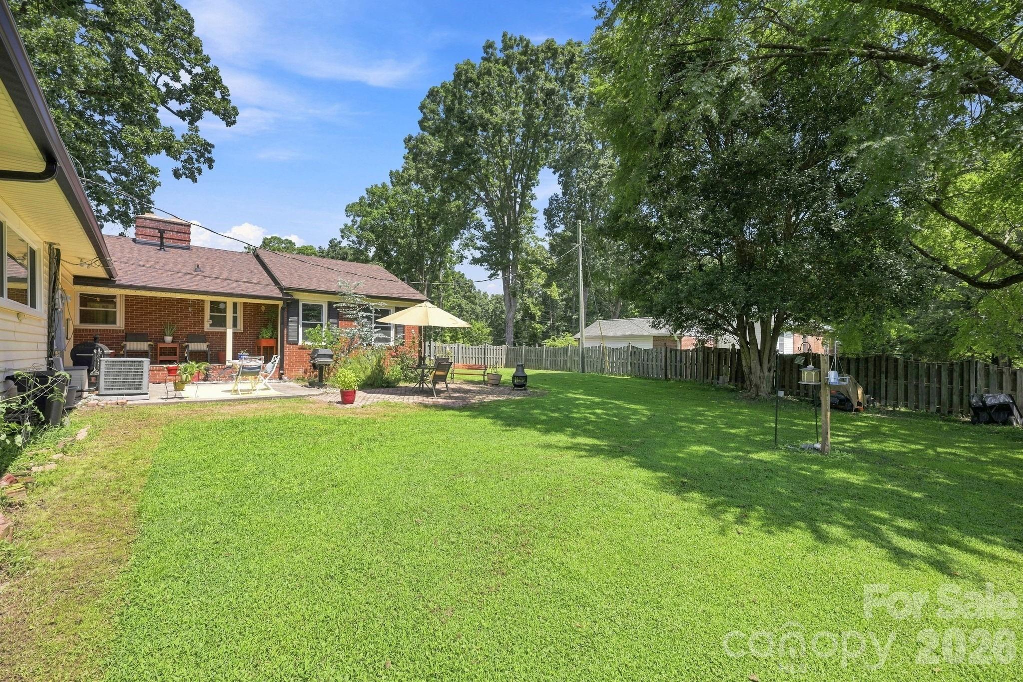 Single Family Residence at 310 Brook Street, Kannapolis, photo 23 of 26