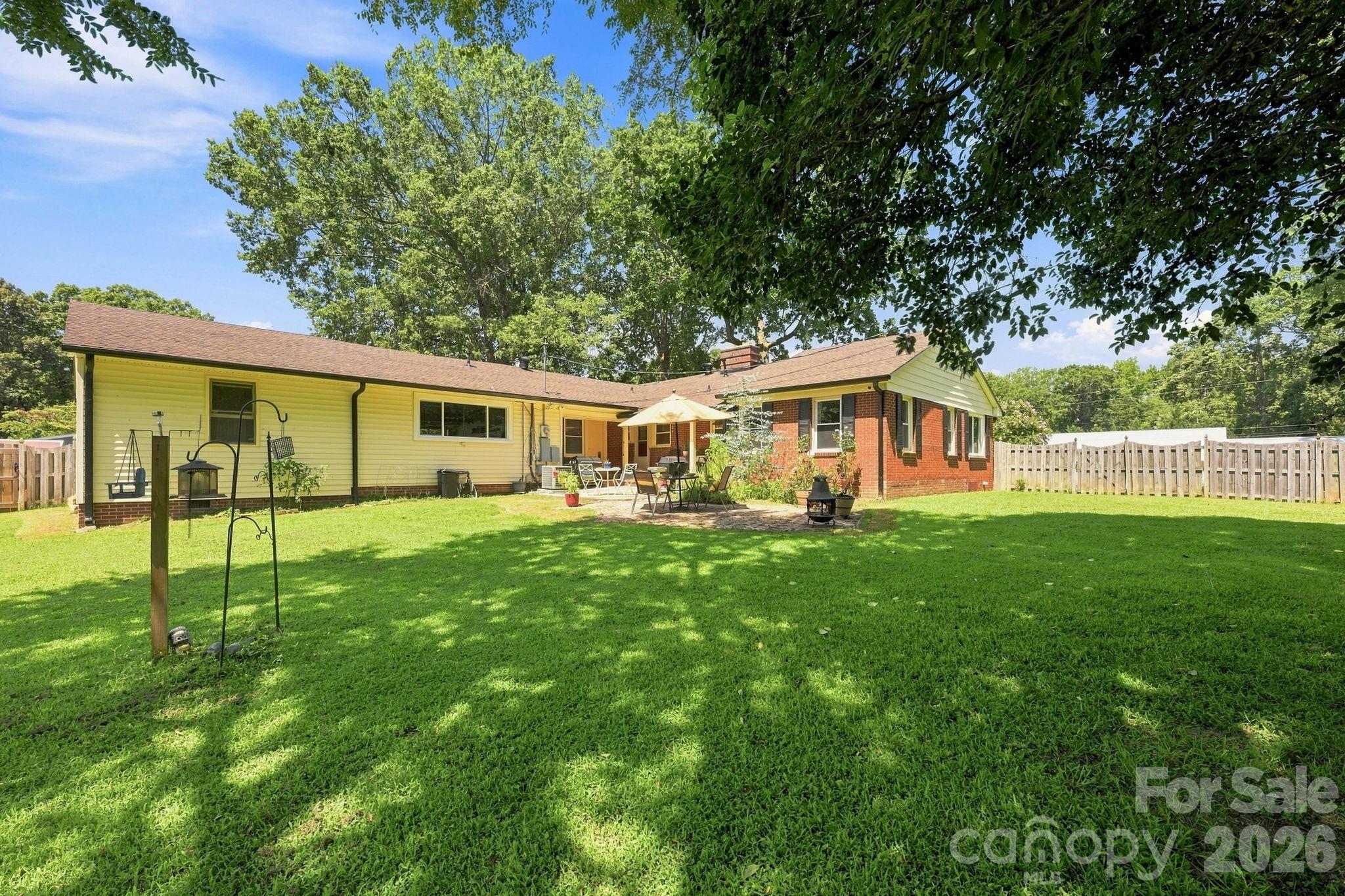 Single Family Residence at 310 Brook Street, Kannapolis, photo 24 of 26