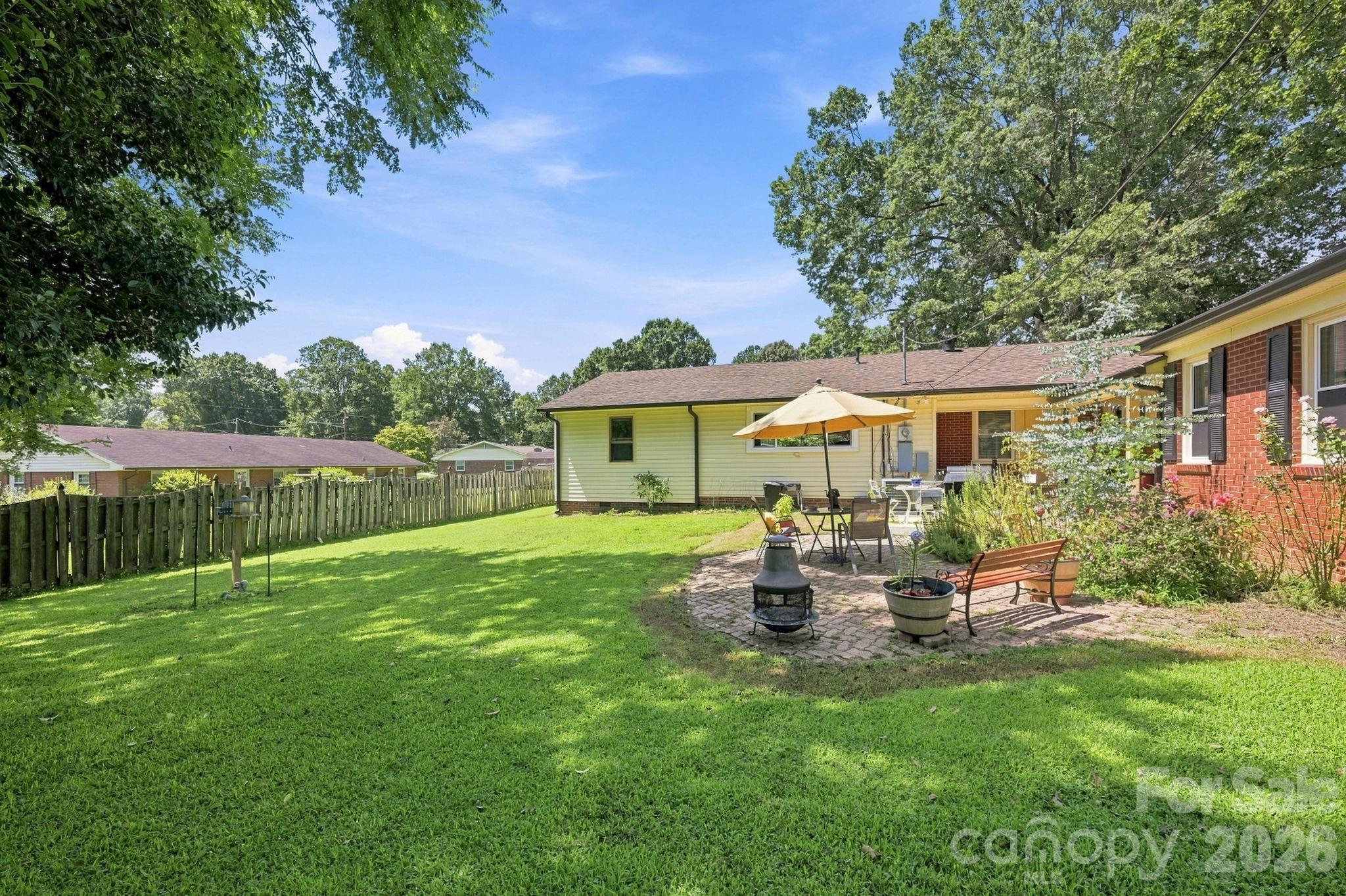 Single Family Residence at 310 Brook Street, Kannapolis, photo 25 of 26