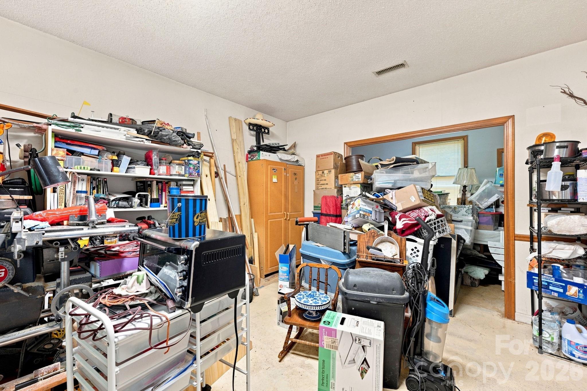 Extra rooms off garage - 310 Brook Street, Kannapolis