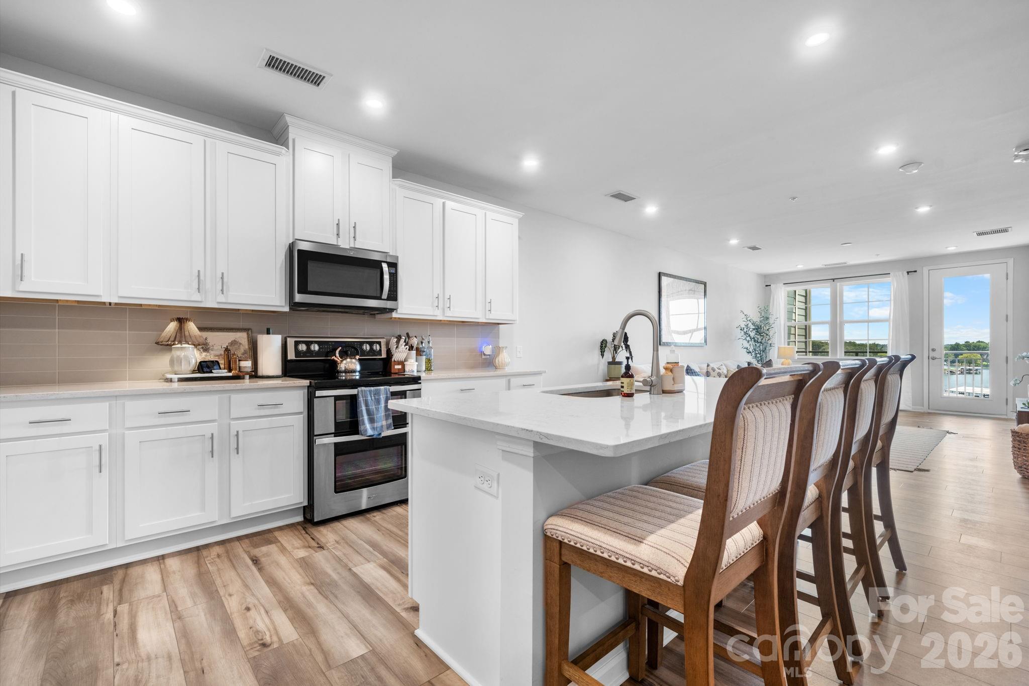 Condominium at 4455 Reed Creek Drive, Sherrills Ford, photo 7 of 43