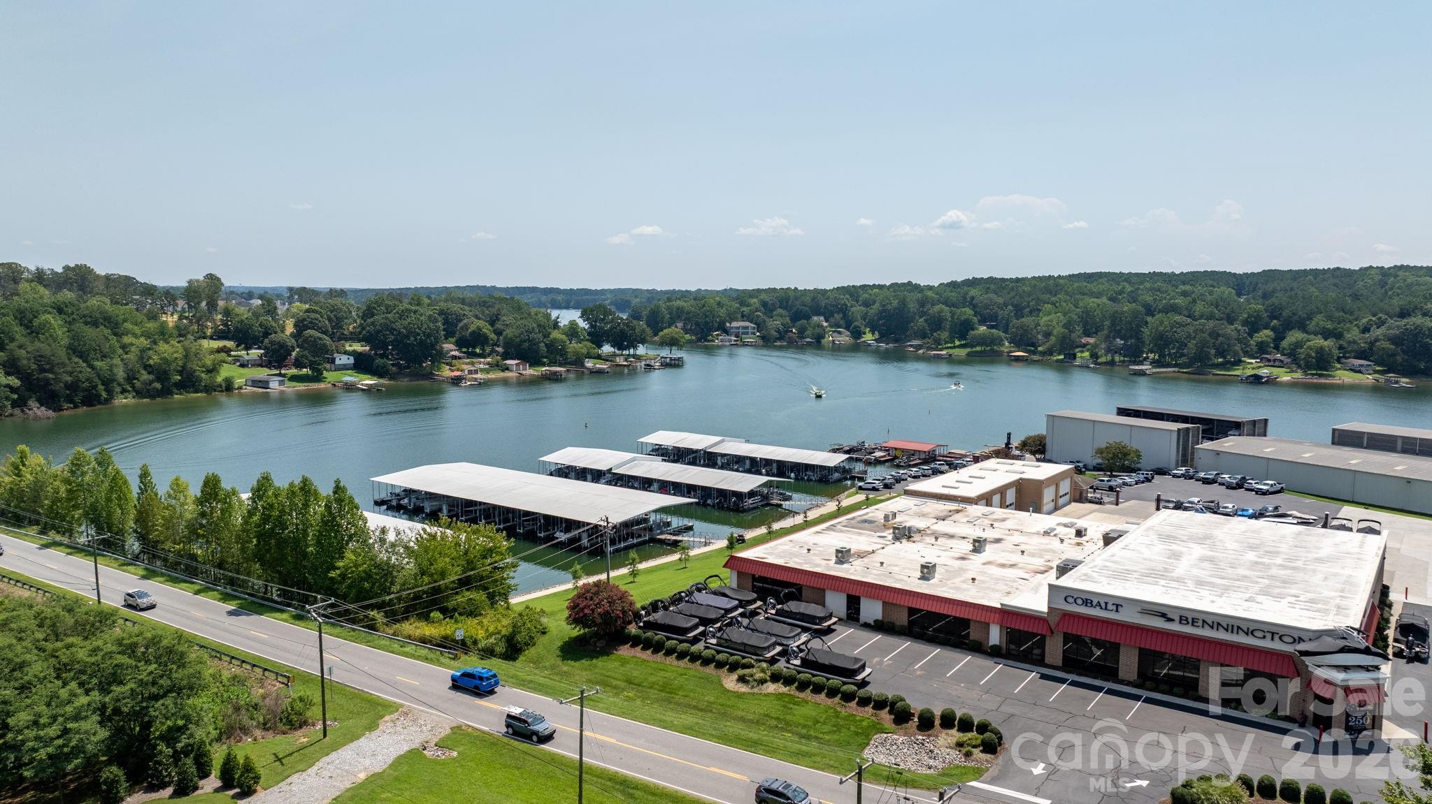 Condominium at 4455 Reed Creek Drive, Sherrills Ford, photo 27 of 43