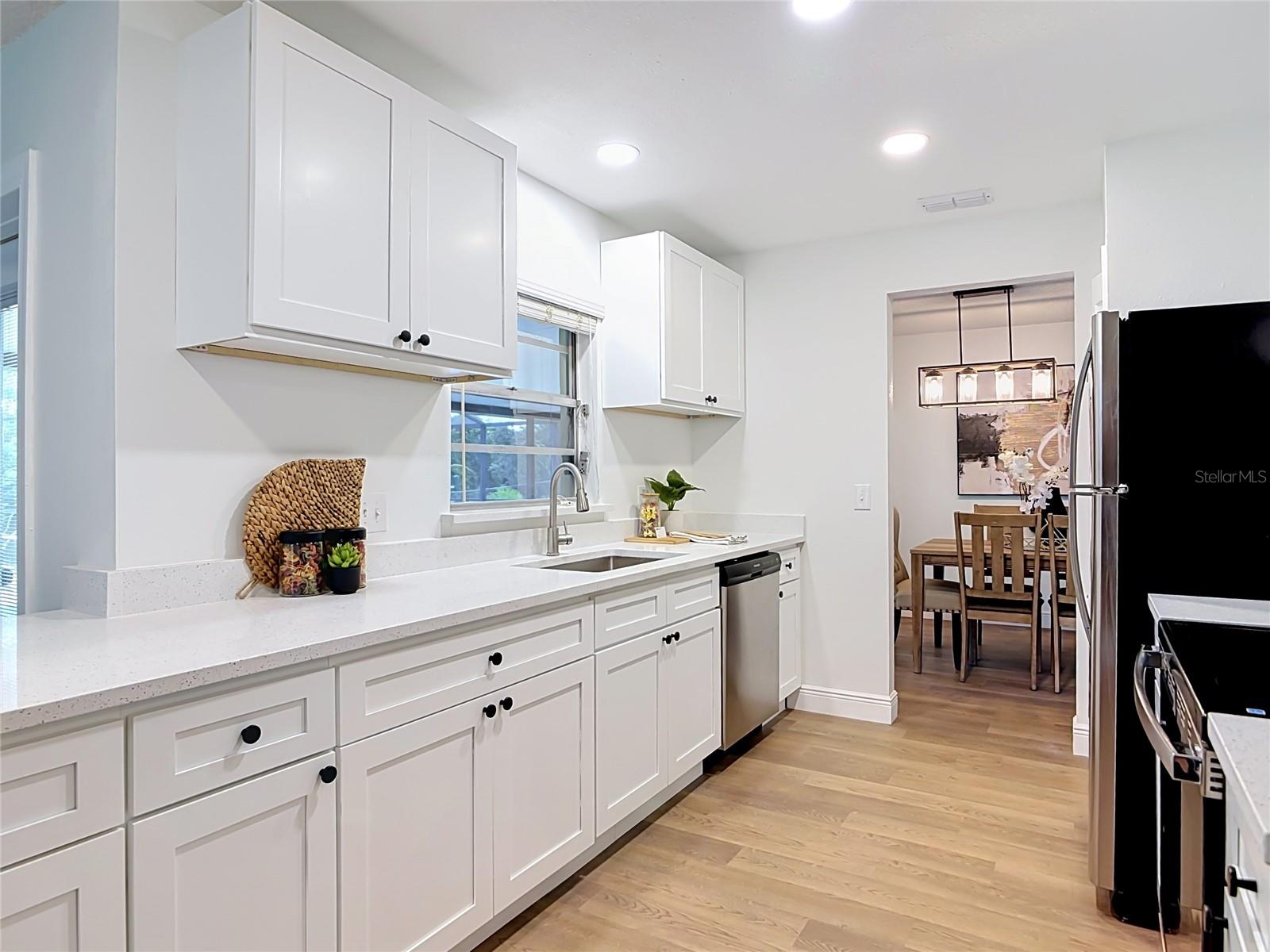 Single Family Residence at 3208 LAKE HELEN OSTEEN RD, DELTONA, photo 8 of 49
