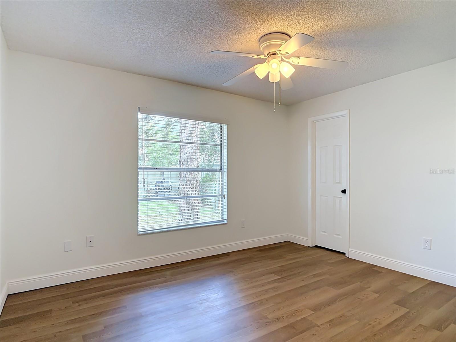 Single Family Residence at 3208 LAKE HELEN OSTEEN RD, DELTONA, photo 35 of 49