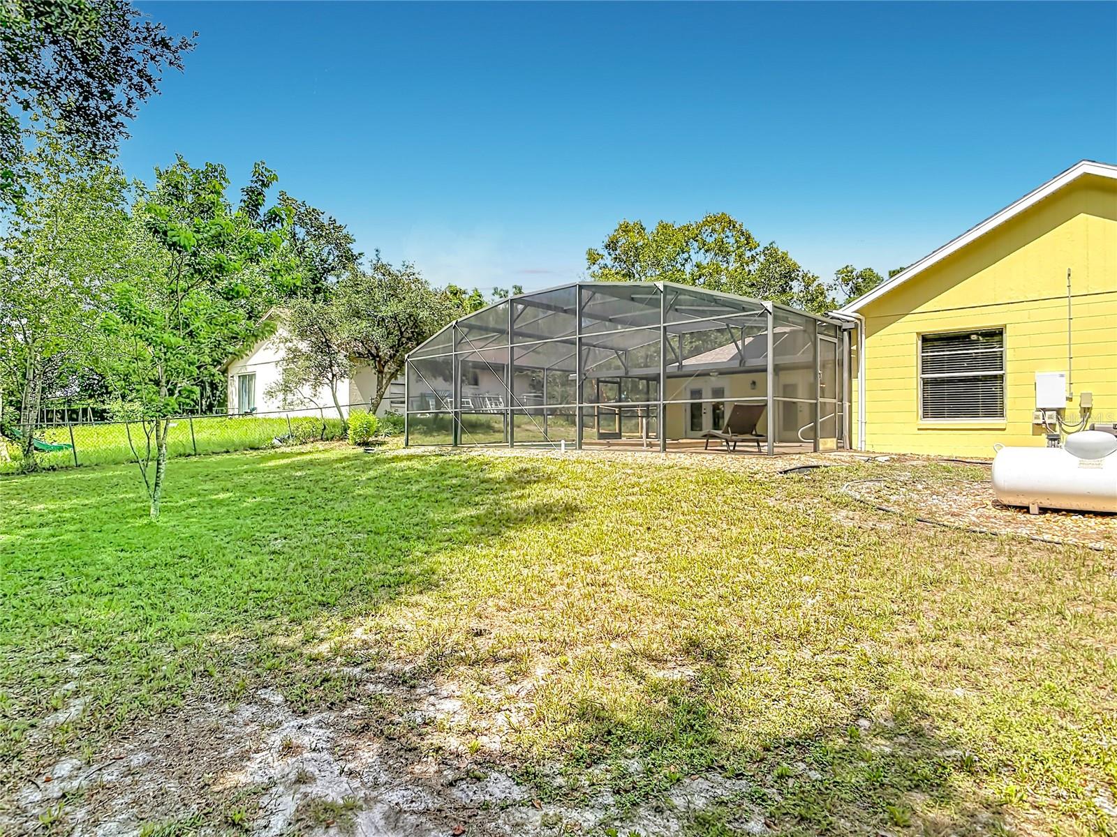 Single Family Residence at 3208 LAKE HELEN OSTEEN RD, DELTONA, photo 43 of 49